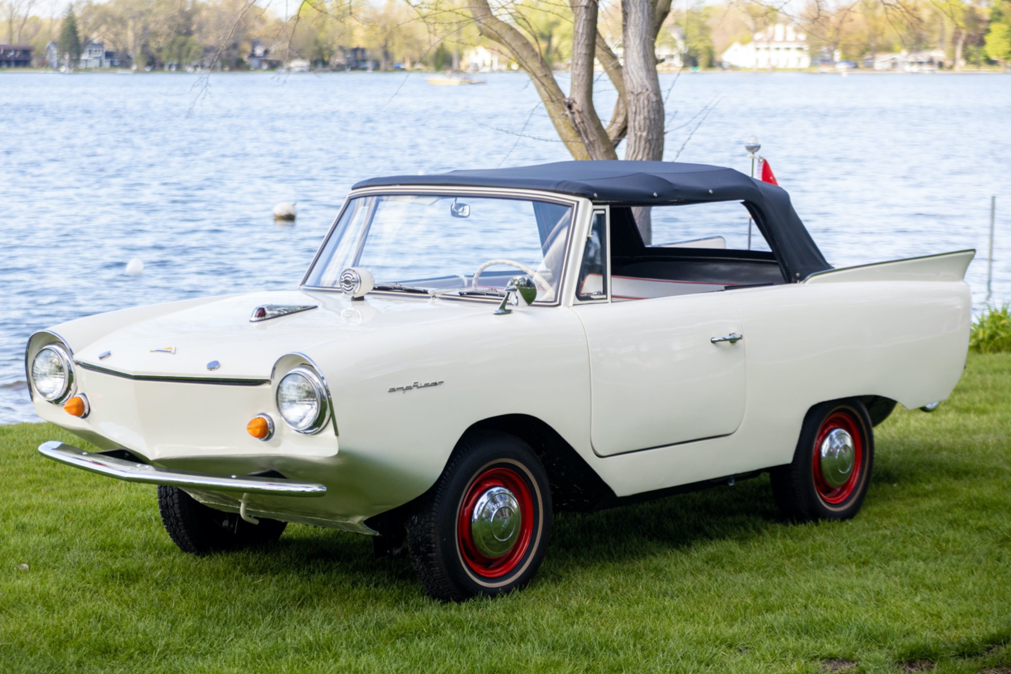 1965 Amphicar 770 