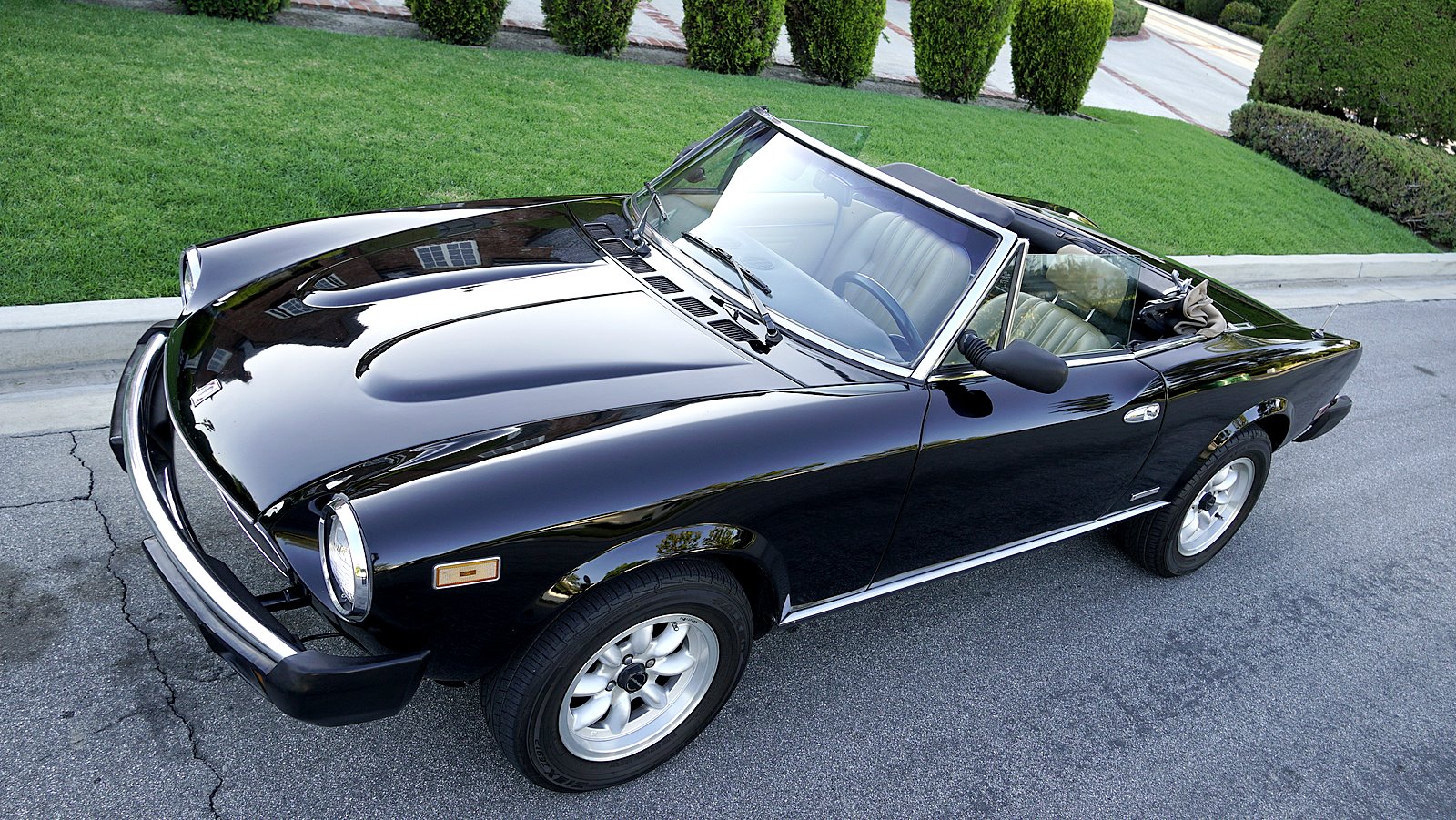 1984 Fiat 124 Spider (1966-1985) 