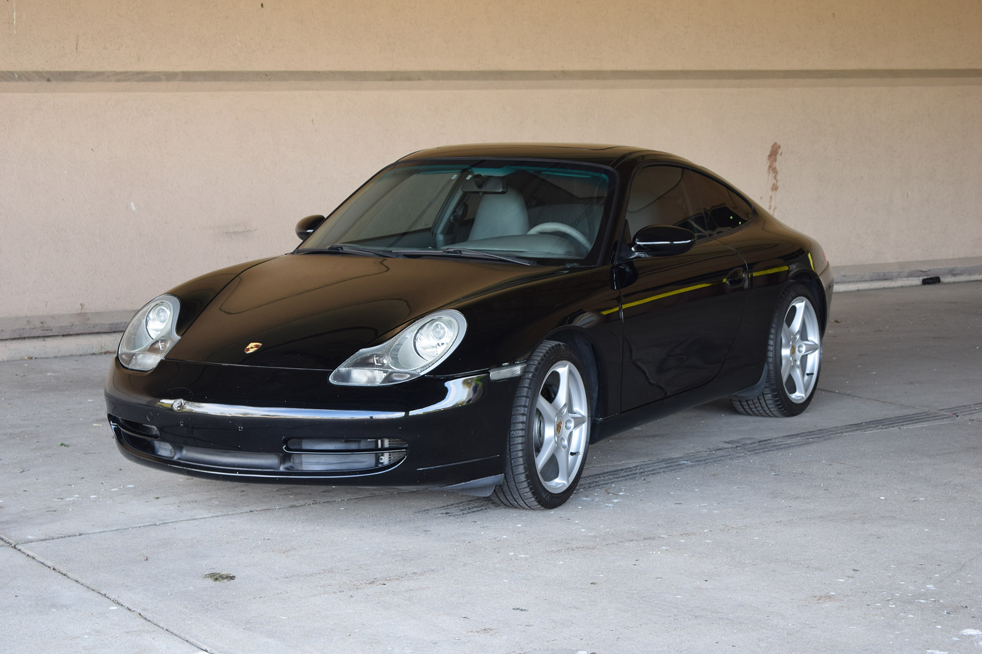 2001 Porsche 996 911 (Non-Turbo/GT2/GT3) 