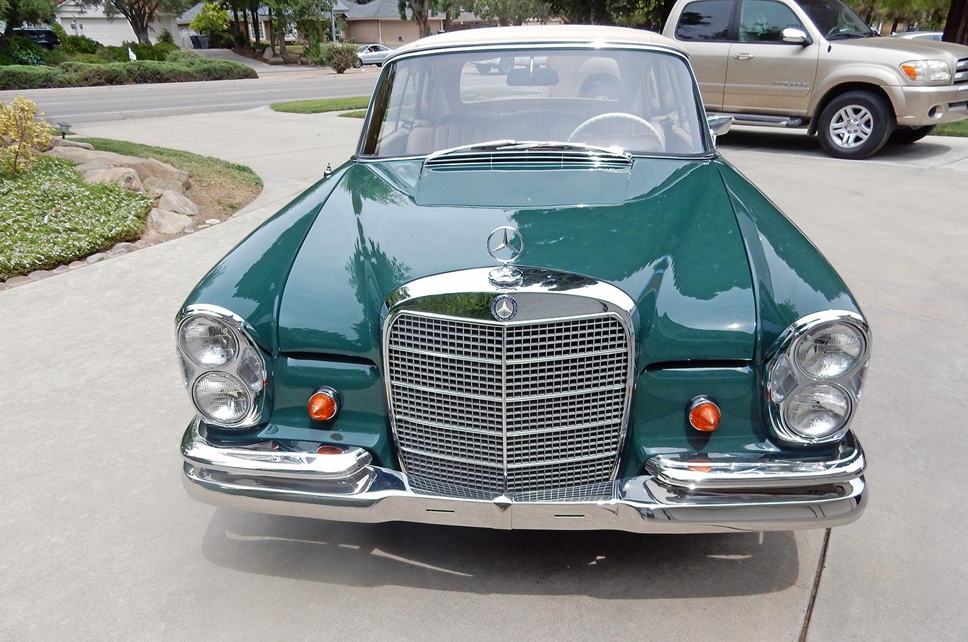 1967 Mercedes-Benz W111 Coupe & Cabriolet 