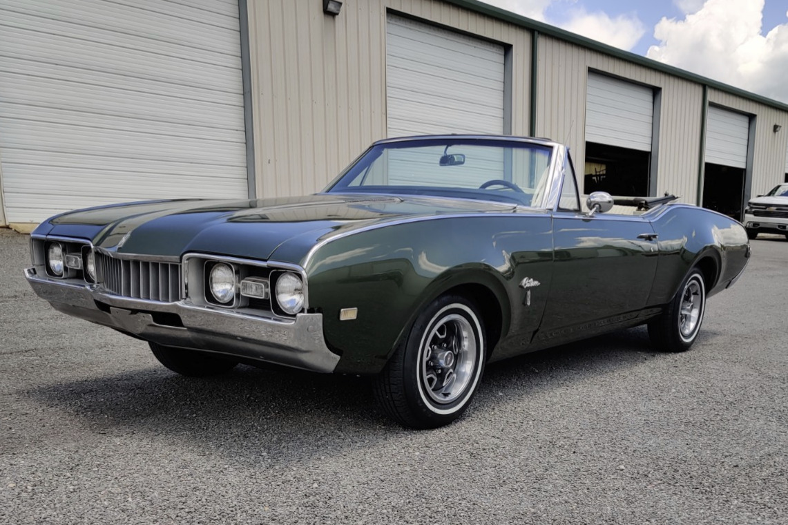 1968 Oldsmobile Cutlass 