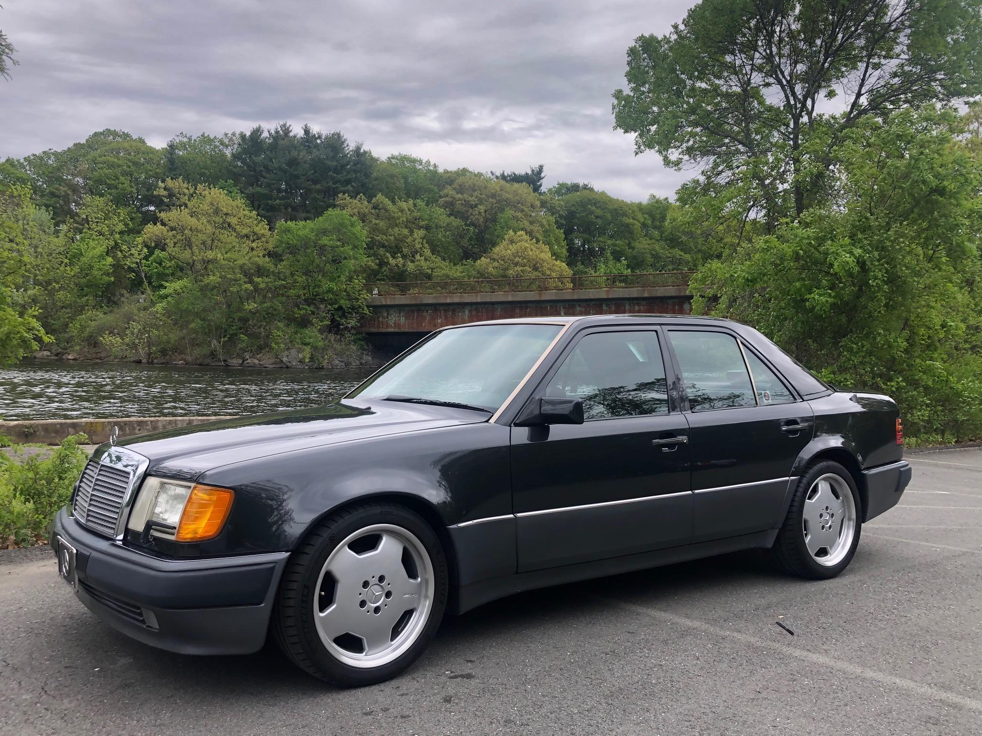 1992 Mercedes-Benz 500E & E500 