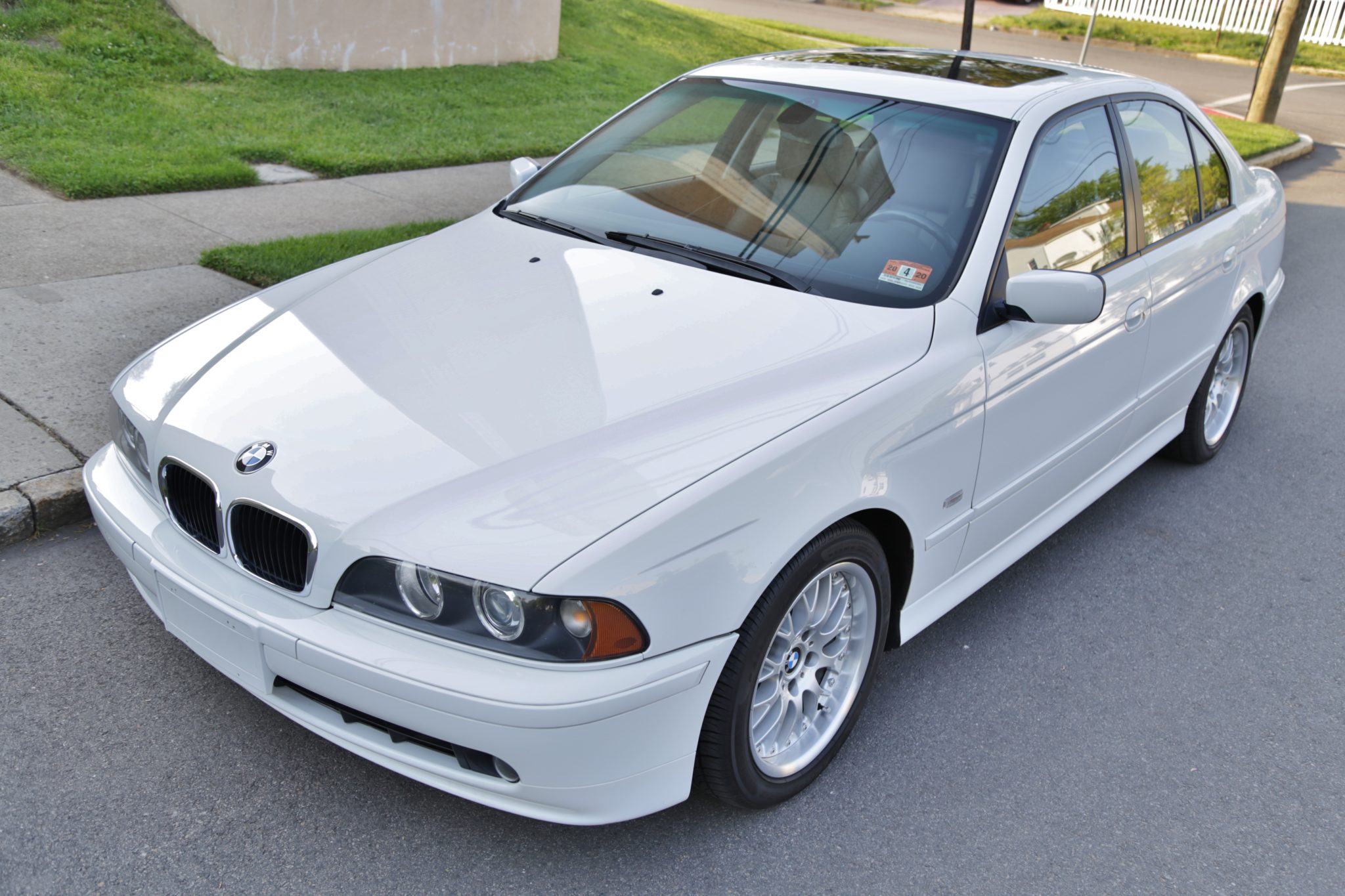 2002 BMW E39 5-Series 
