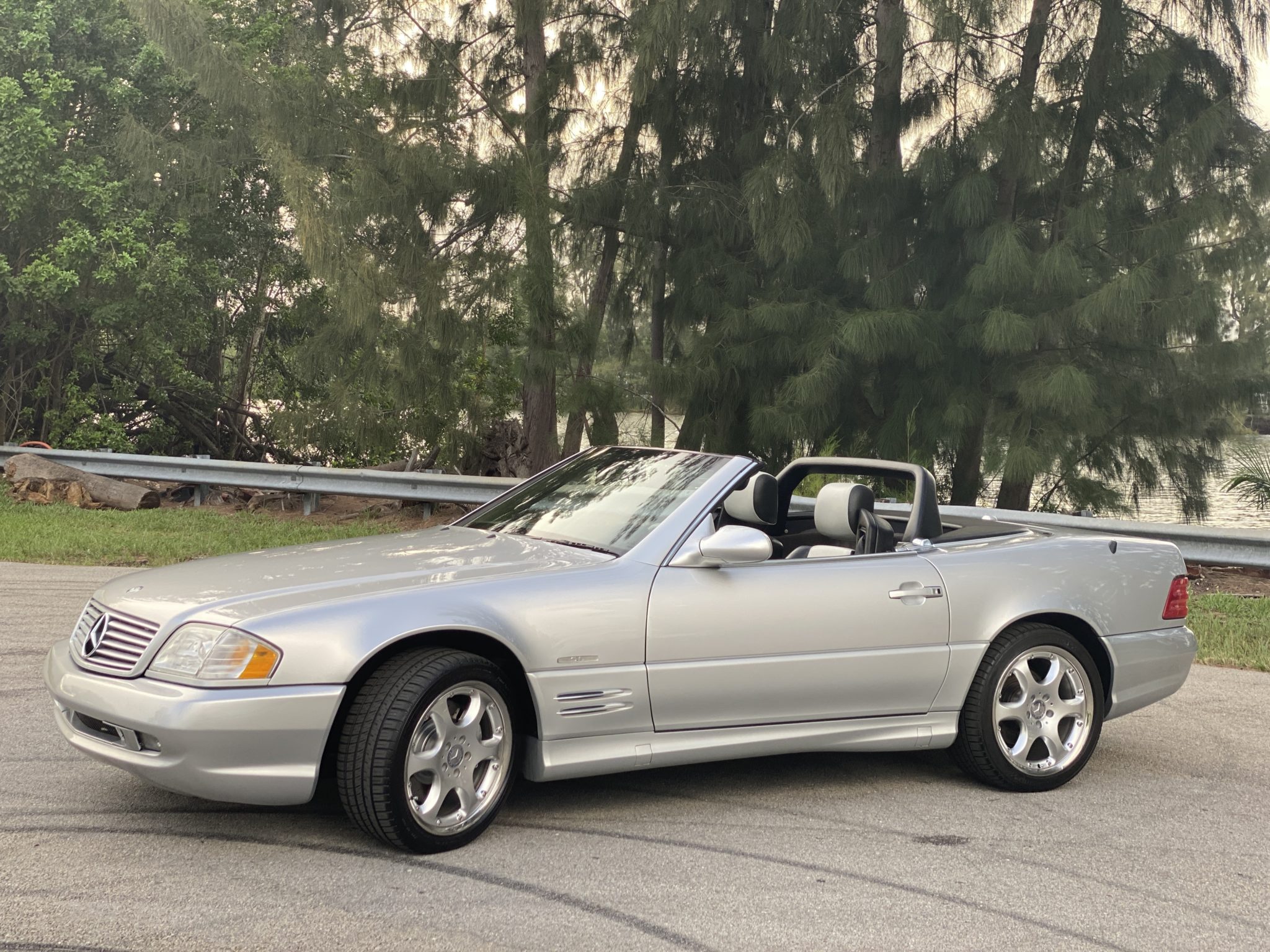 2002 Mercedes-Benz R129 SL 