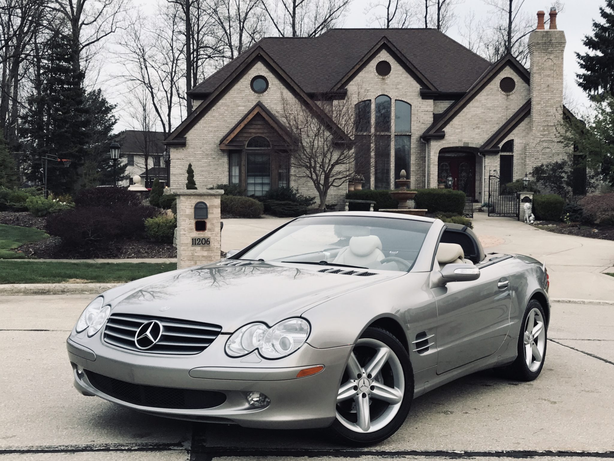 2004 Mercedes-Benz R230 SL 