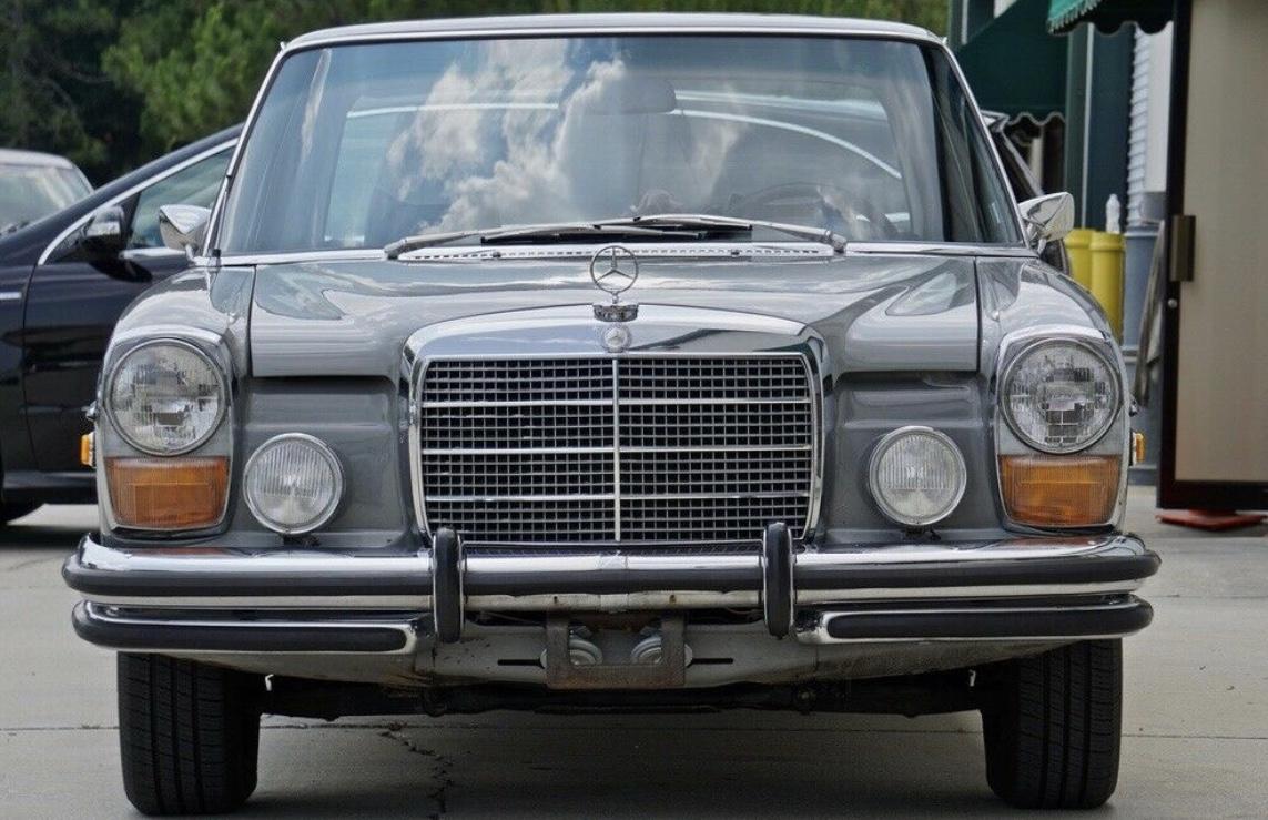 1973 Mercedes-Benz W114 & W115 