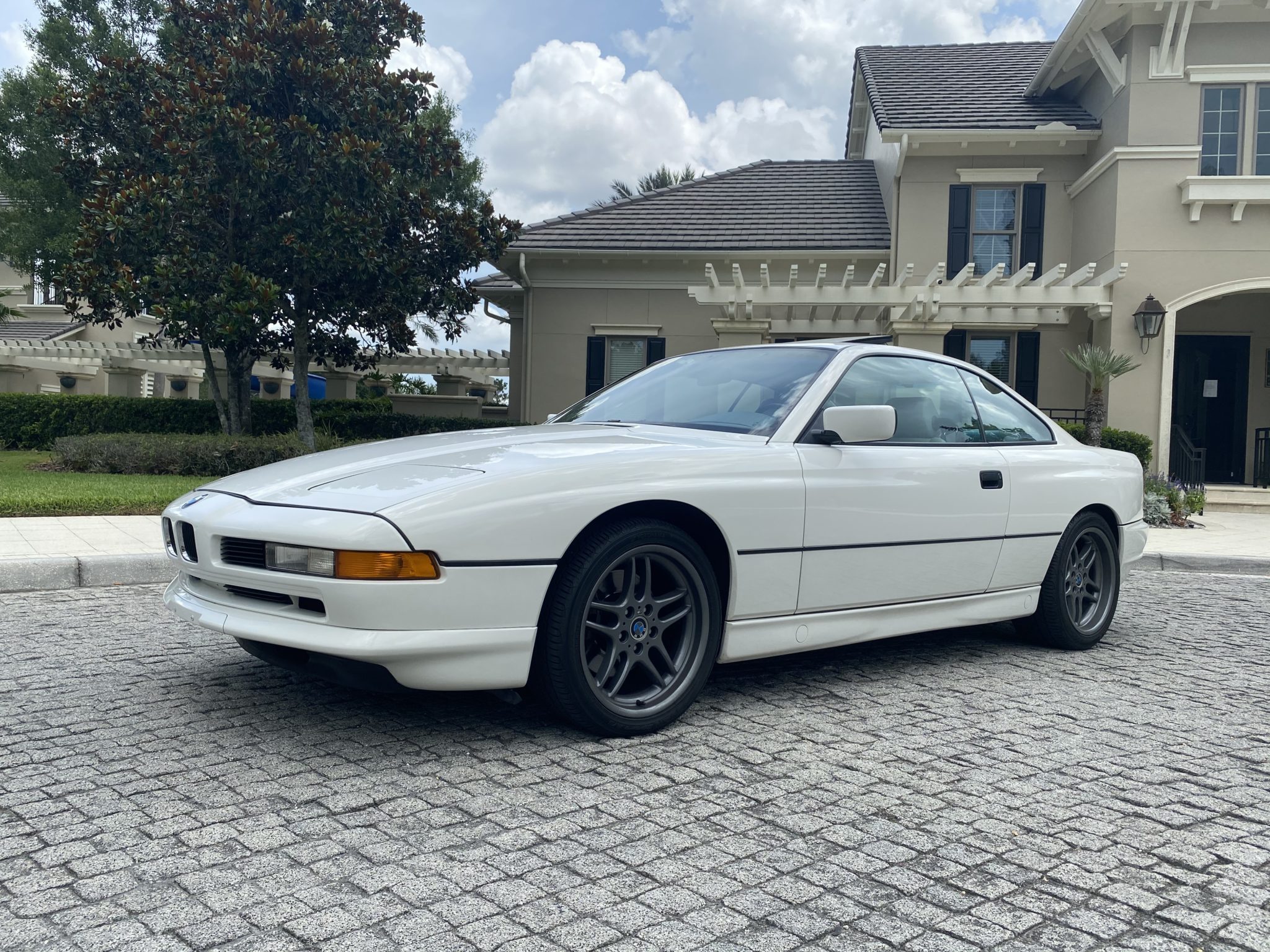 1993 BMW E31 8-Series 