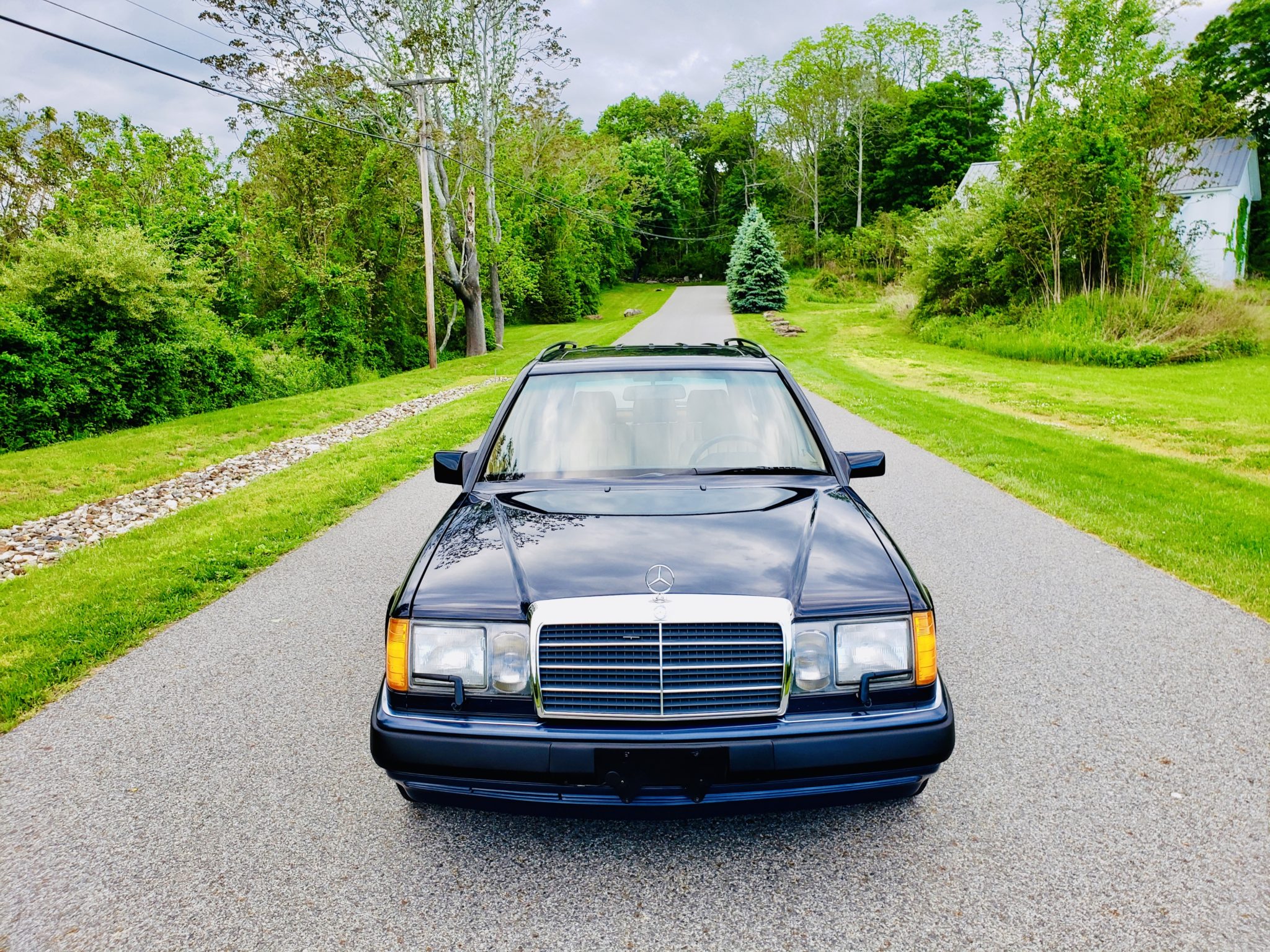 1993 Mercedes-Benz W124 E-Class 