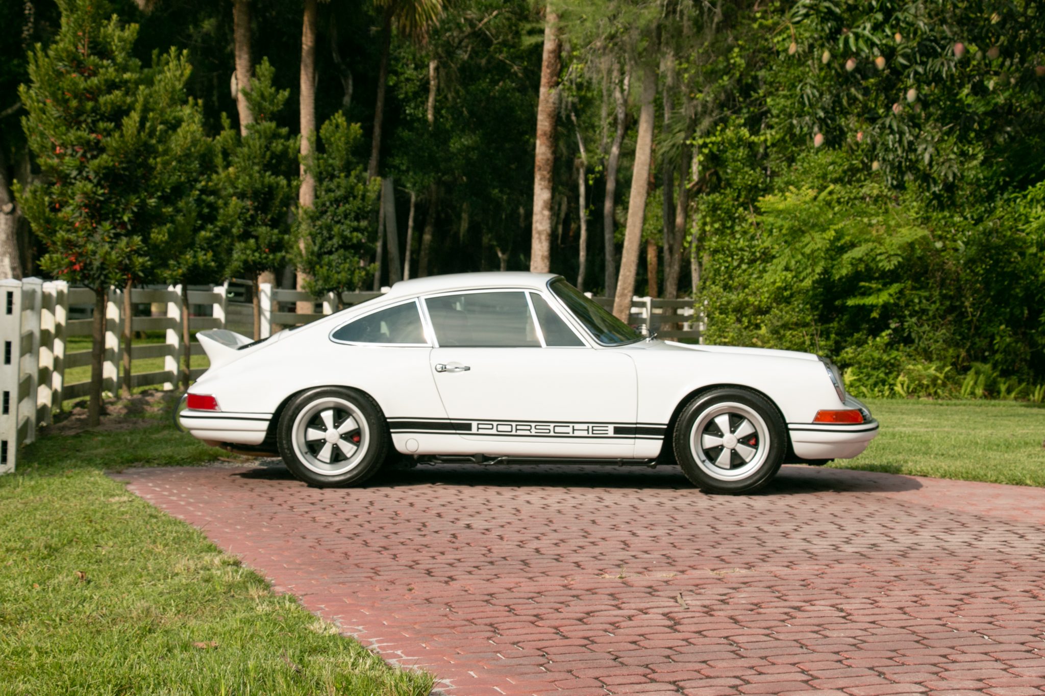 1971 Porsche LWB 911T (1969-1973) 