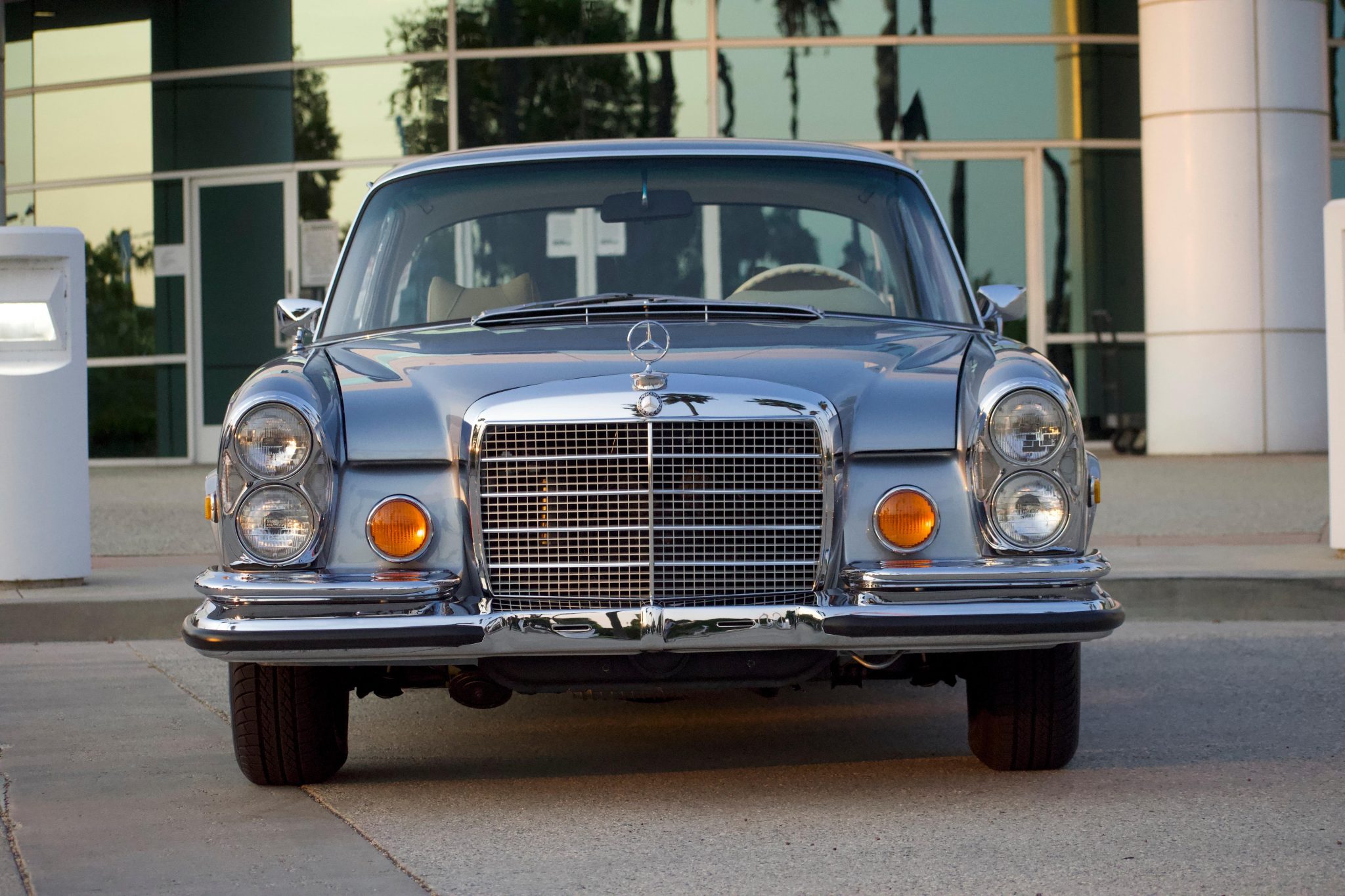 1971 Mercedes-Benz W111 Coupe & Cabriolet 