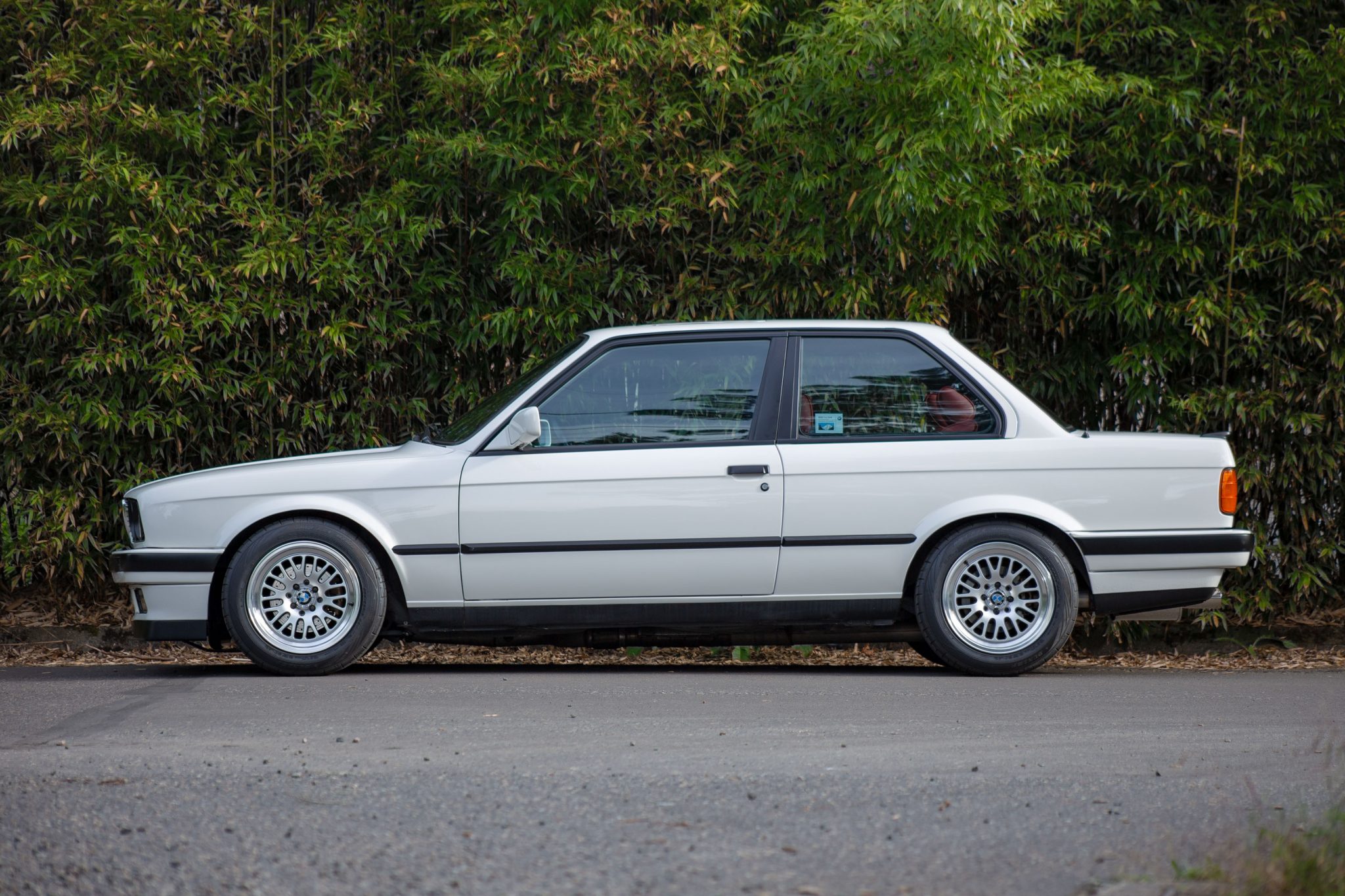 1989 BMW E30 3-Series Coupe 