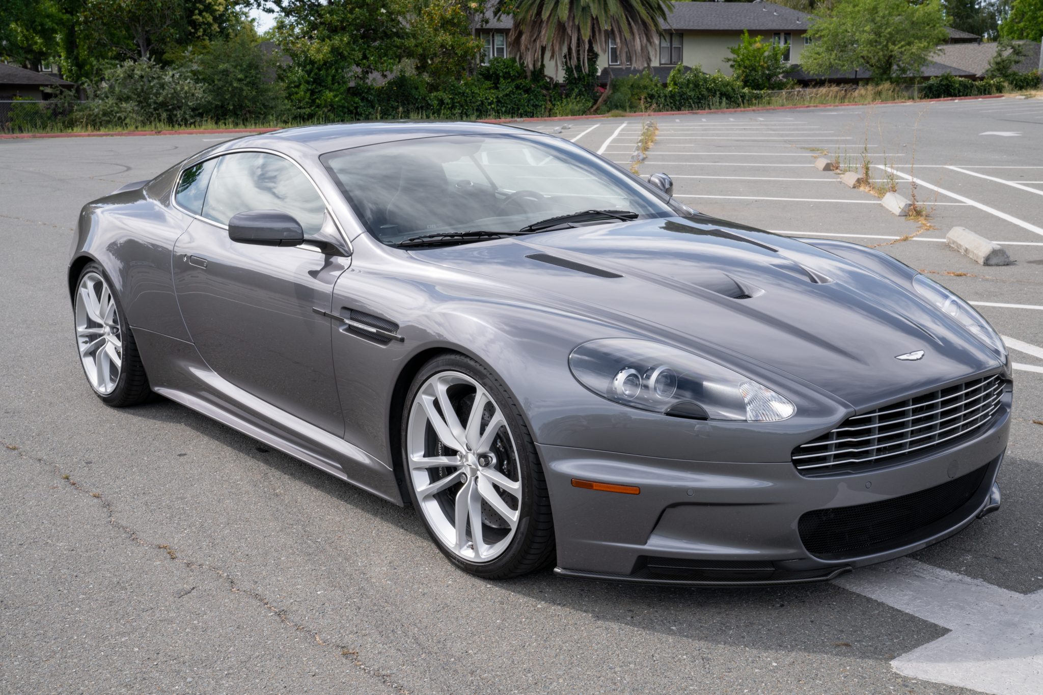 2009 Aston Martin DBS 