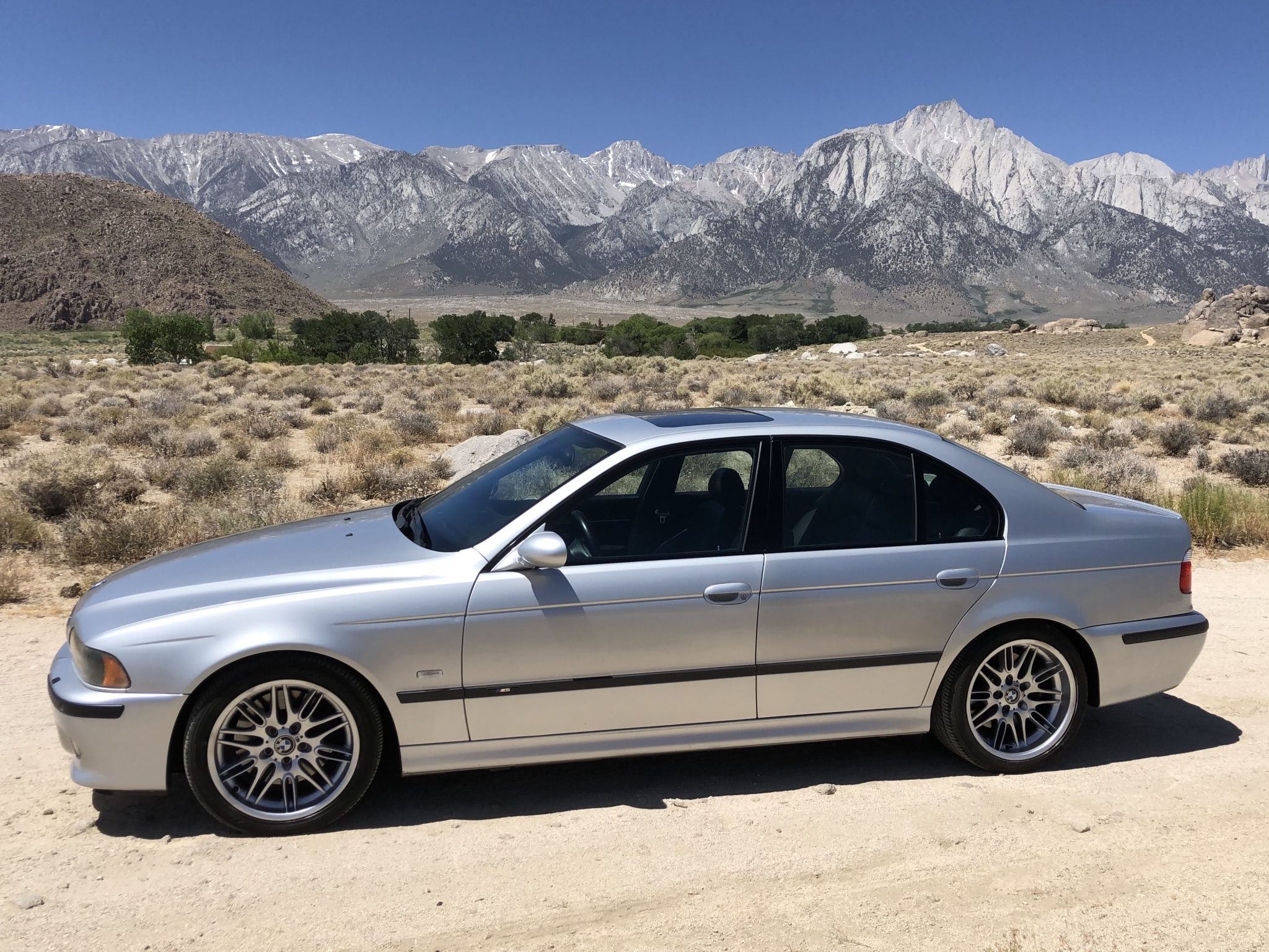 2002 BMW E39 M5 