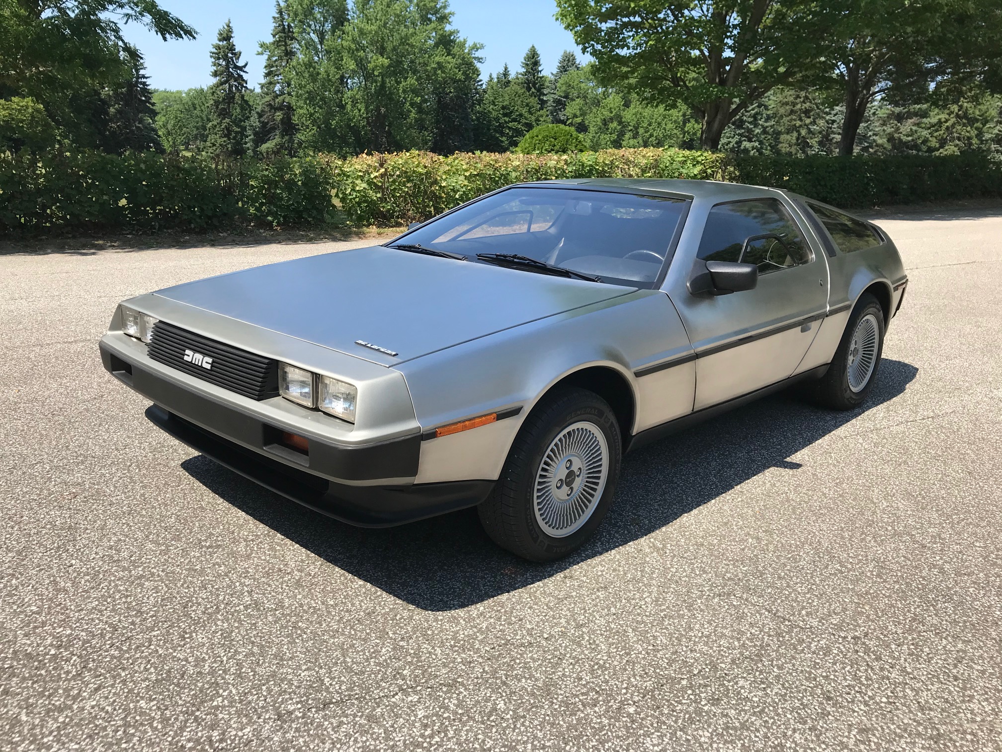 1983 DeLorean DMC-12 