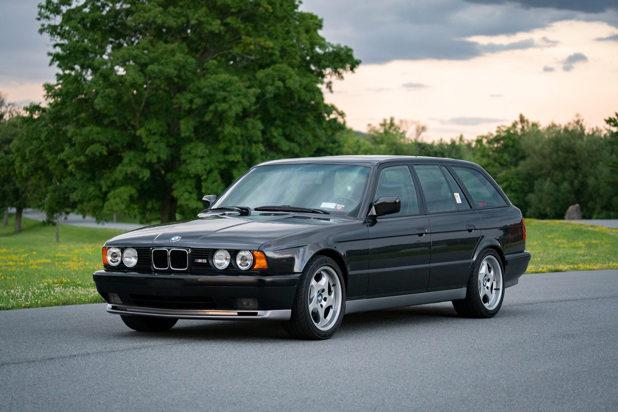 1992 BMW E34 M5 
