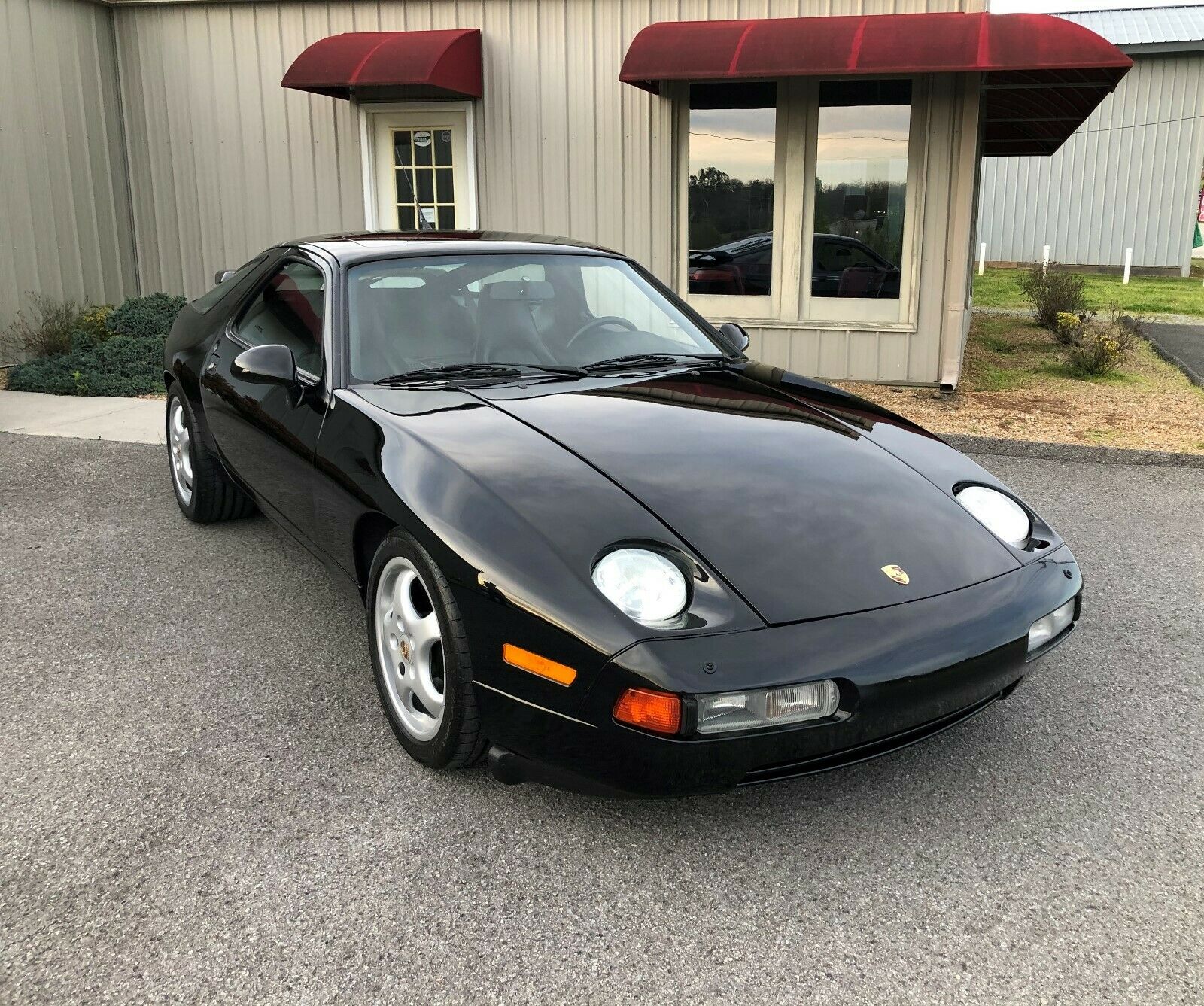 1993 Porsche 928 