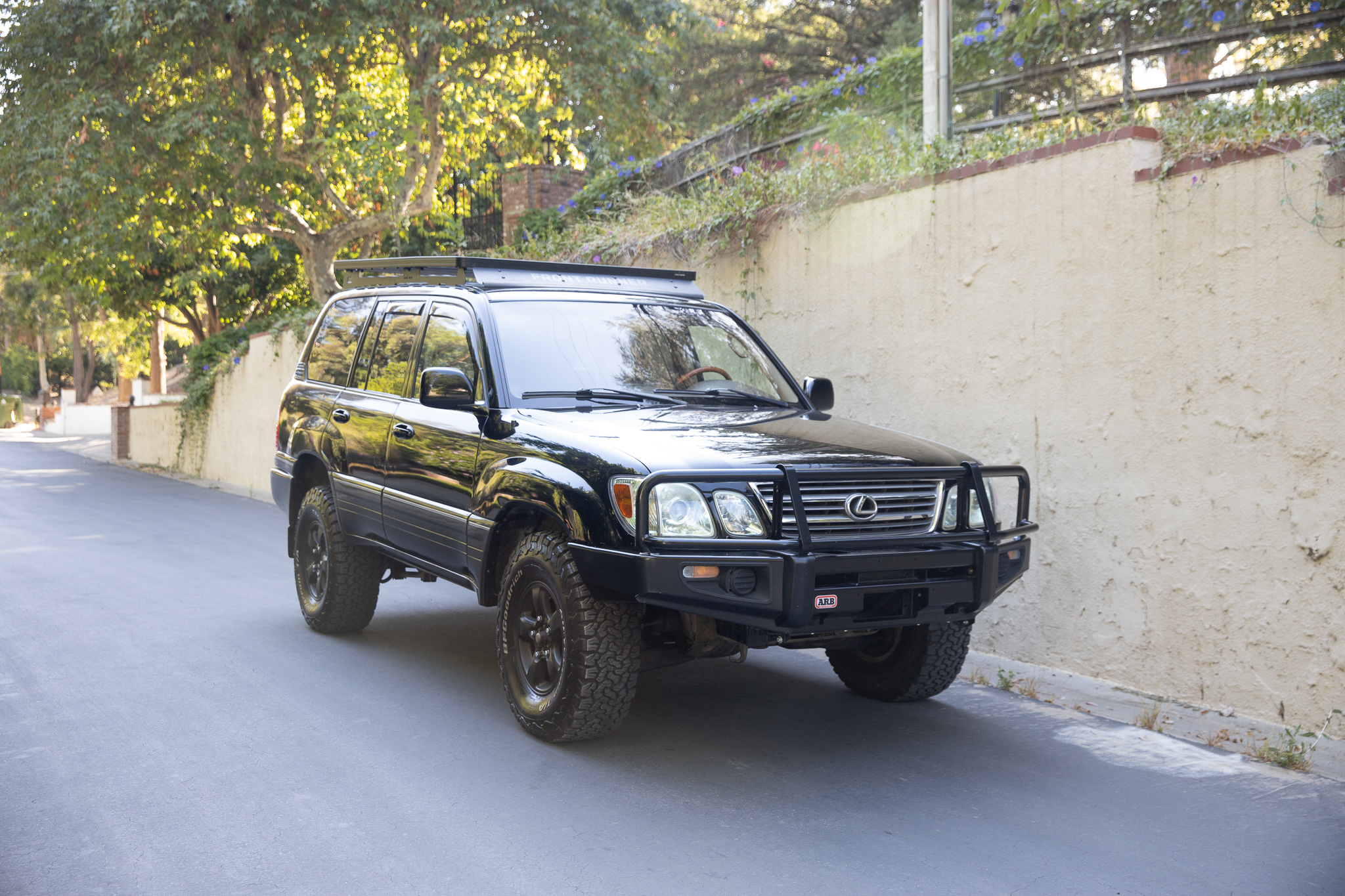 2004 Lexus LX470 