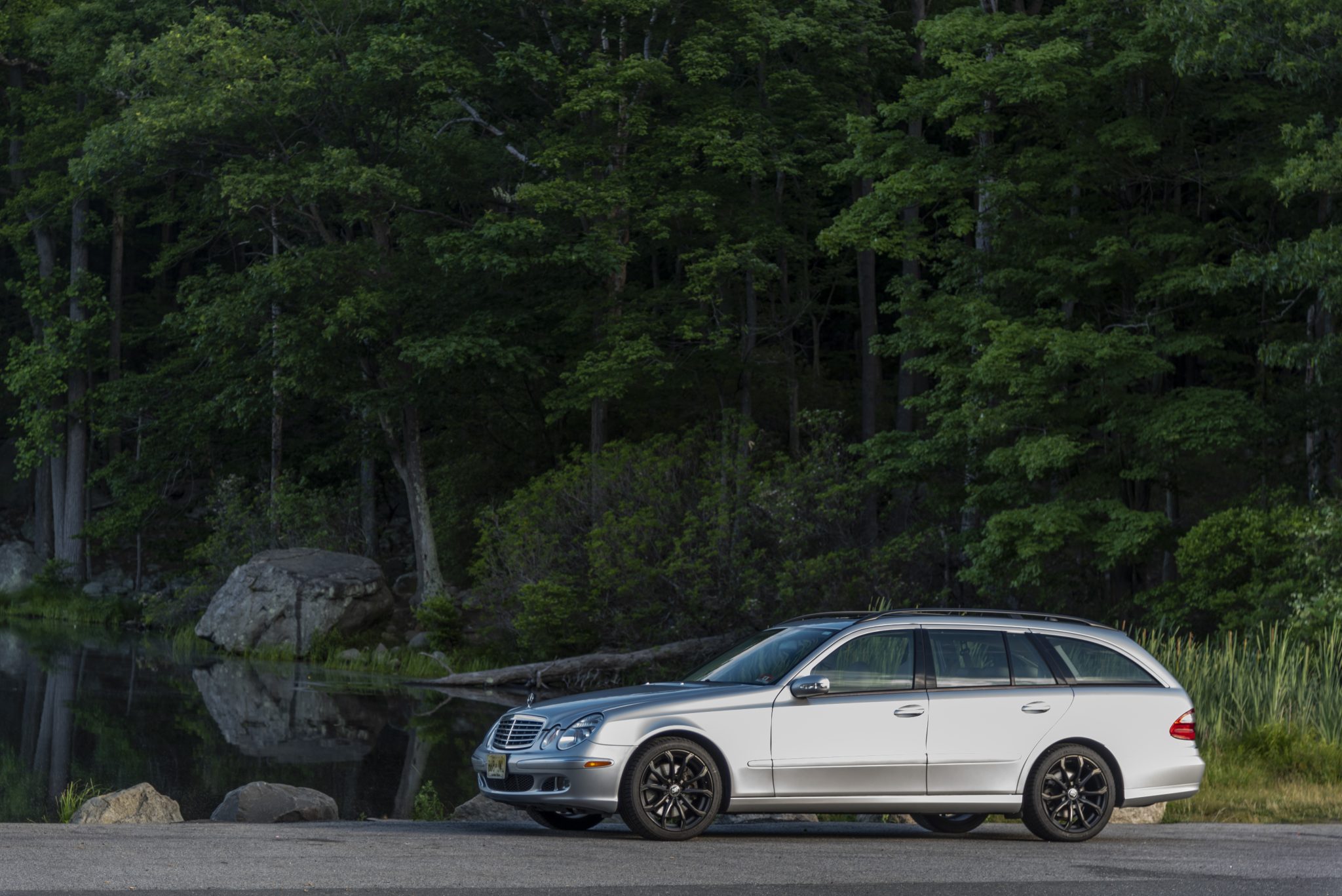 2005 Mercedes-Benz W211 E-Class 