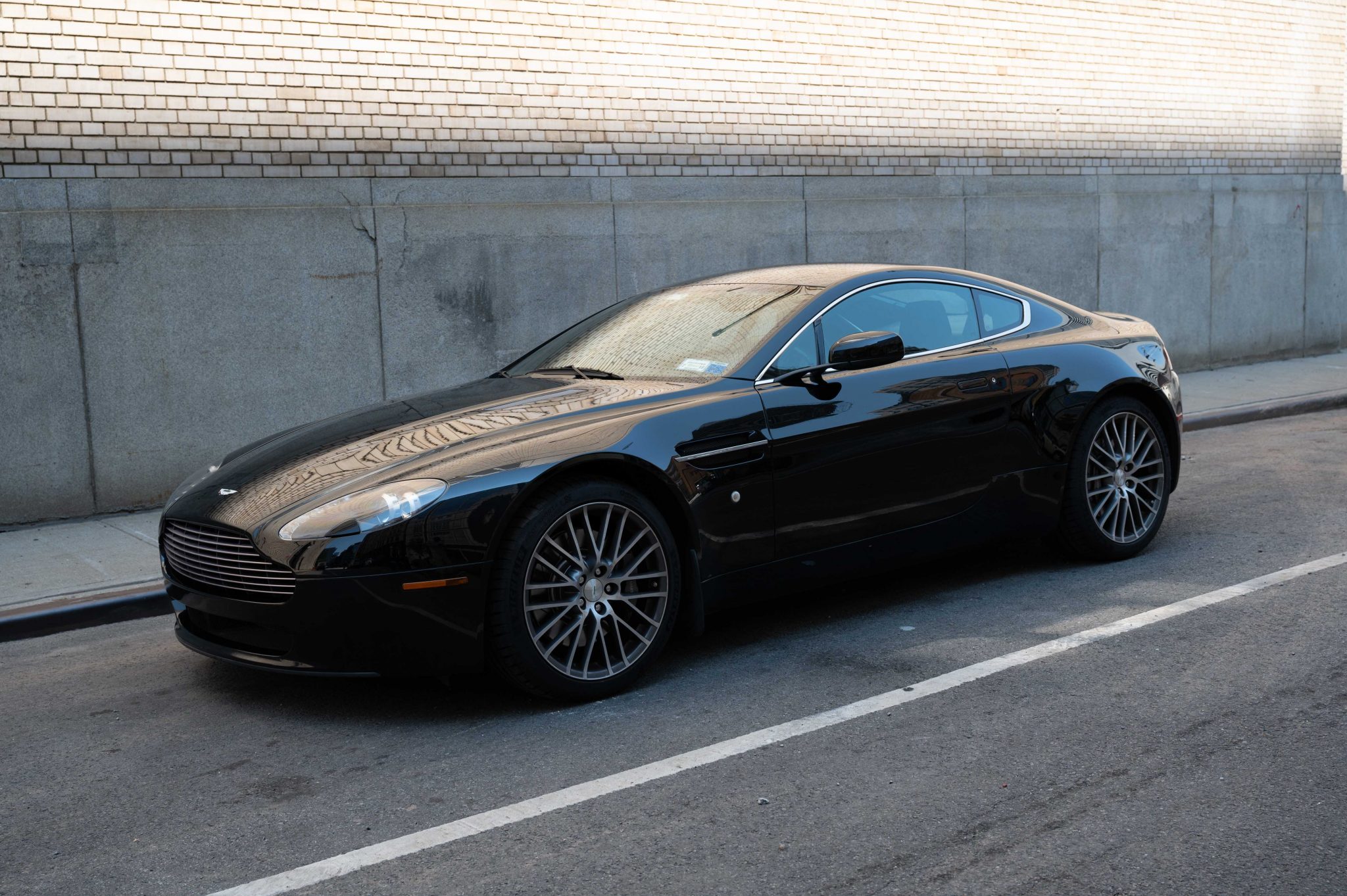 2009 Aston Martin V8 Vantage (2006+) 