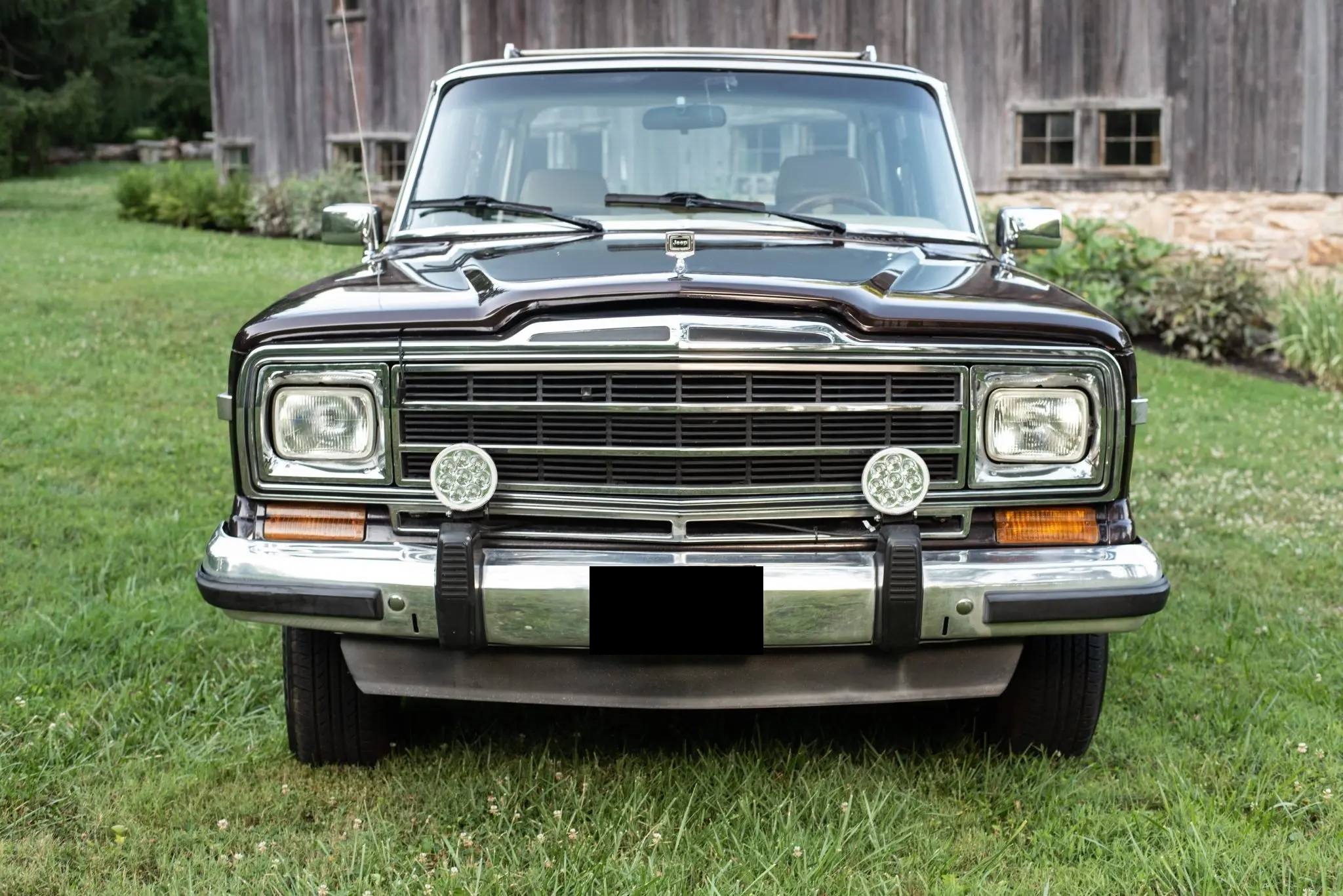 1989 Jeep SJ Grand Wagoneer 