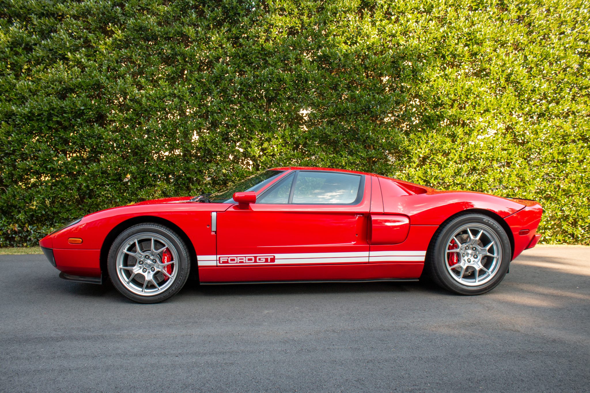 2005 Ford GT 1st Generation 