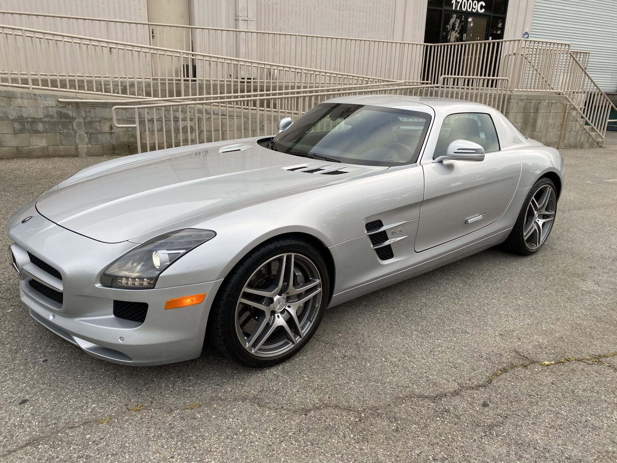 2011 Mercedes-Benz SLS AMG 