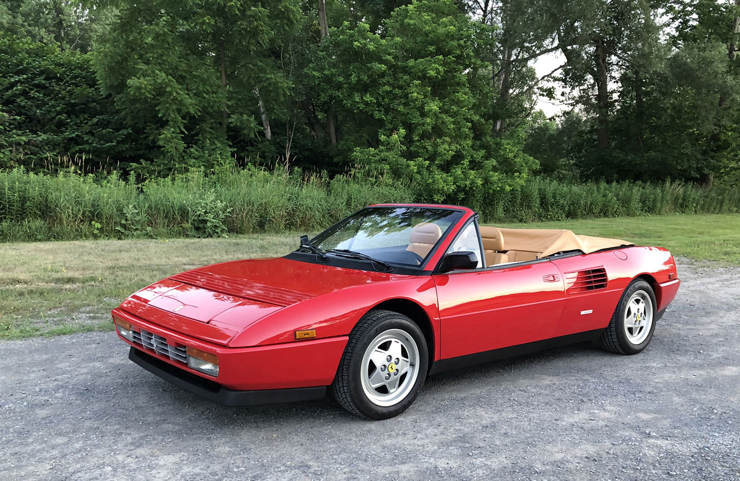 1990 Ferrari Mondial 