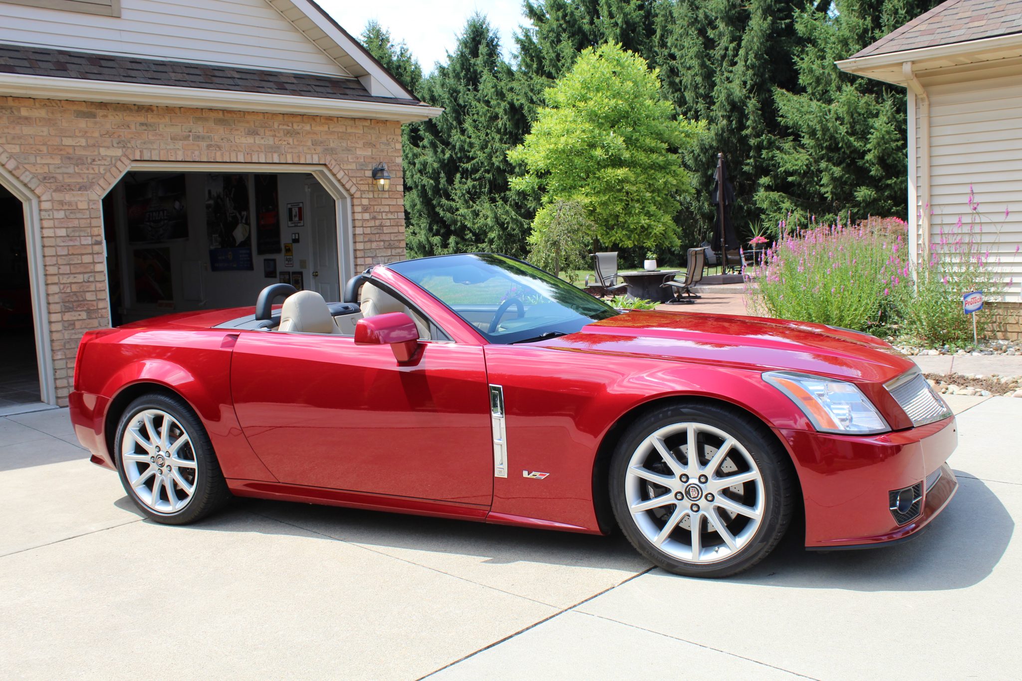 2009 Cadillac XLR 