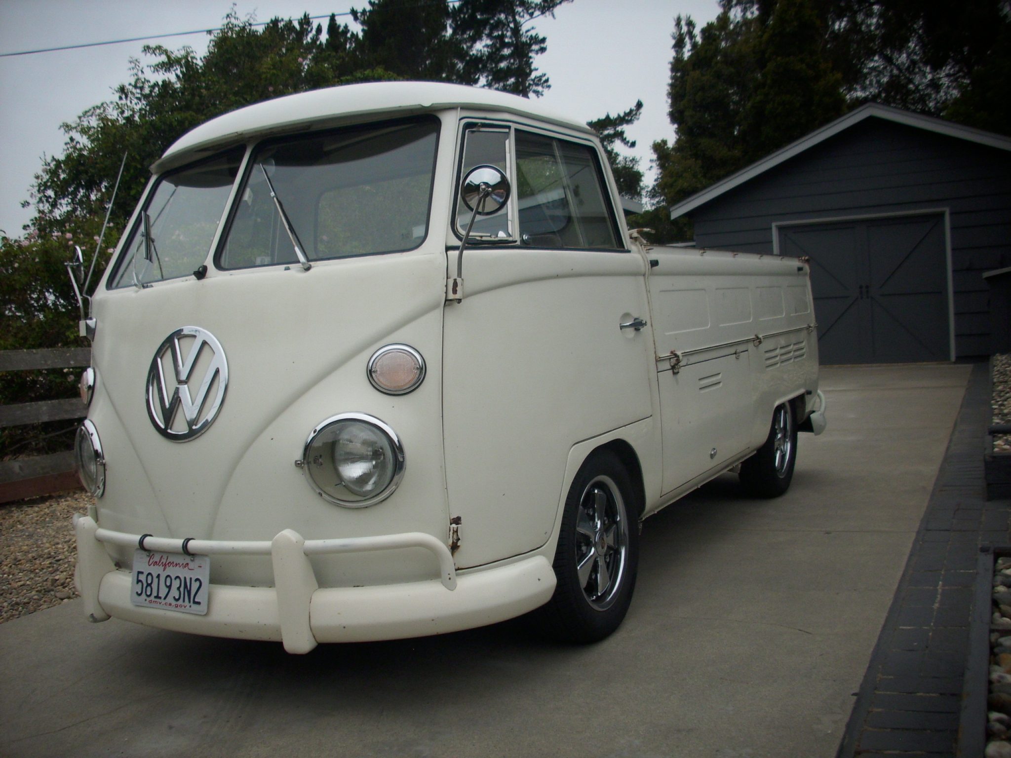 1966 Volkswagen Split-Window Pickup 