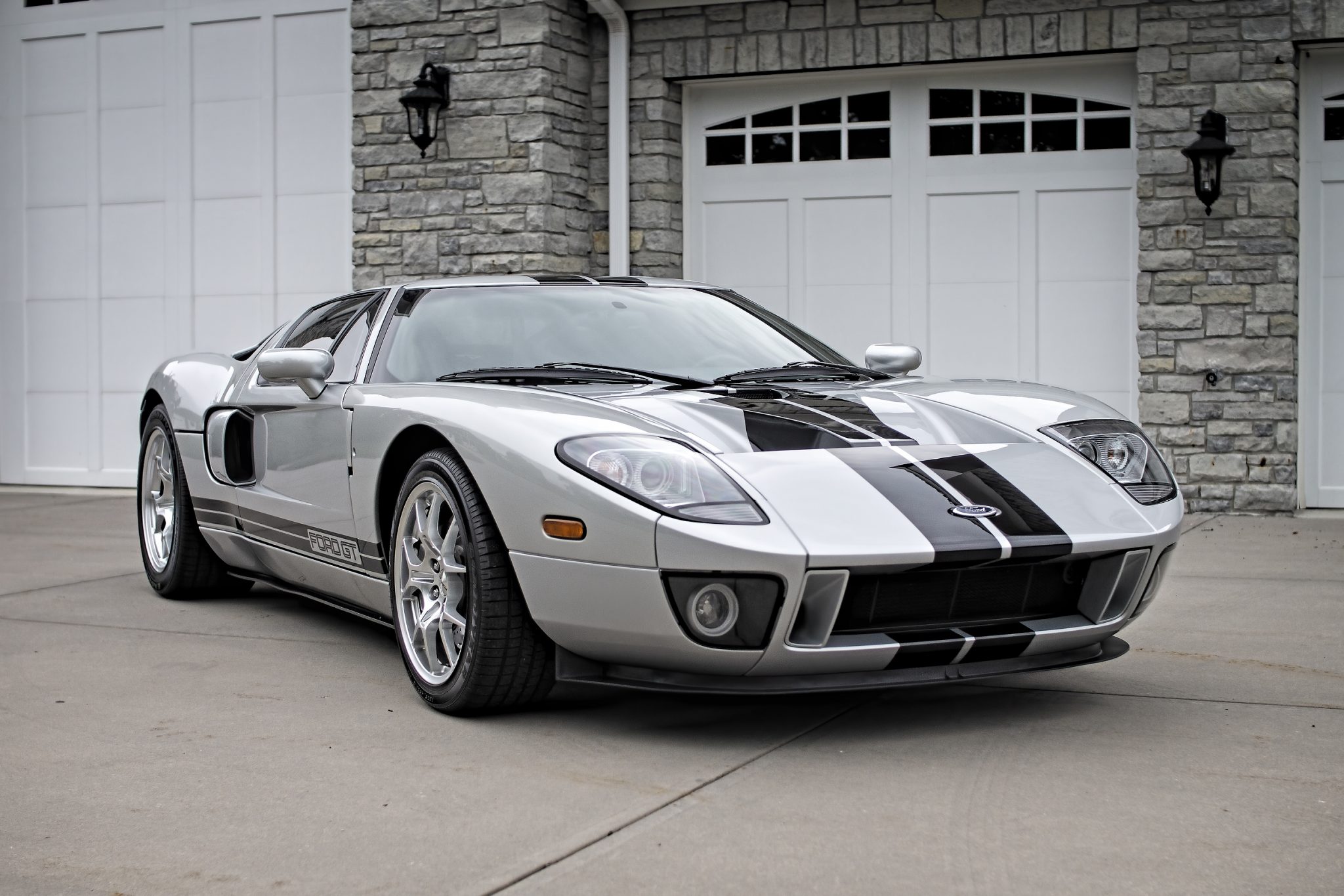 2005 Ford GT 1st Generation 