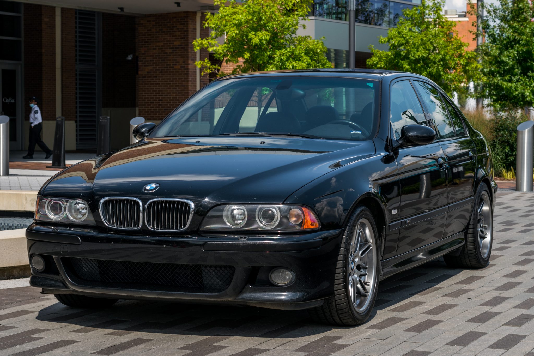 2003 BMW E39 M5 