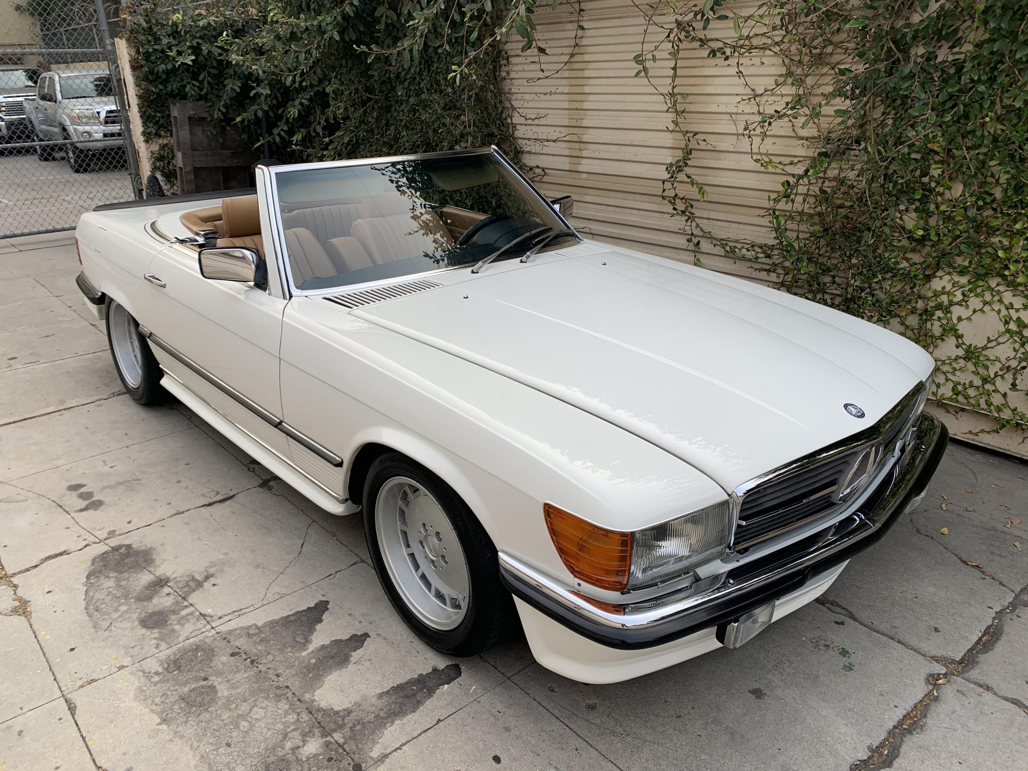 1985 Mercedes-Benz R107 SL 