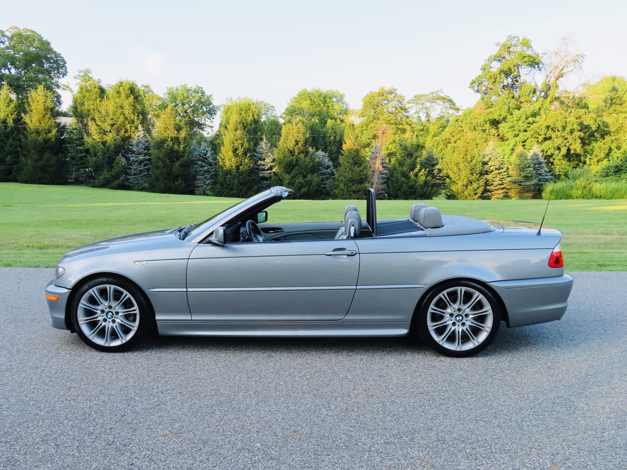2006 BMW E46 330 ZHP 