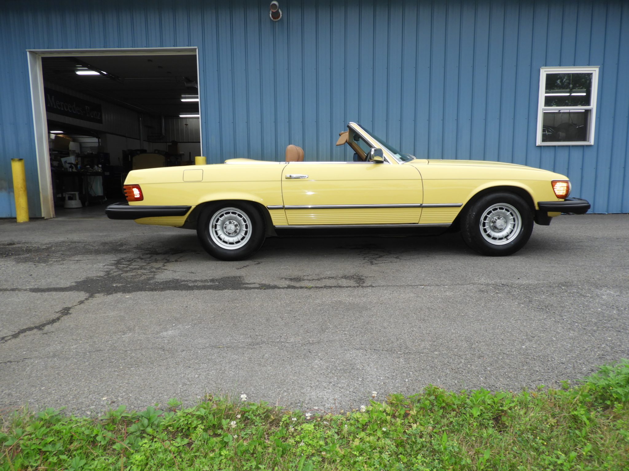 1981 Mercedes-Benz R107 SL 