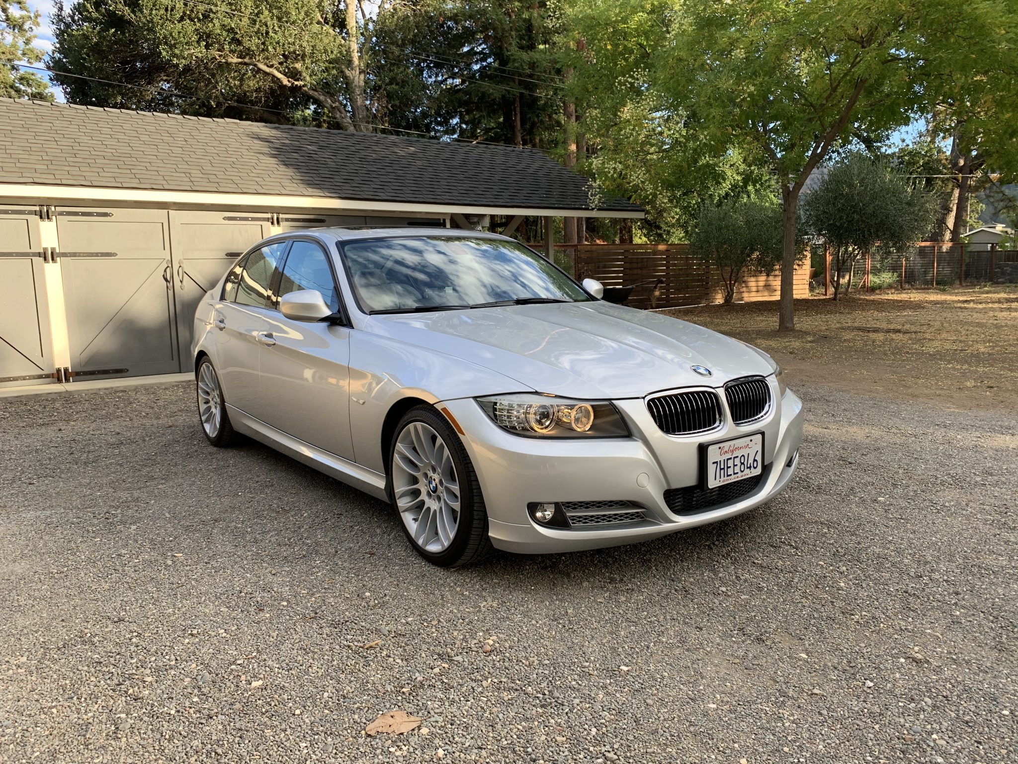 2011 BMW E90 3-Series Sedan 