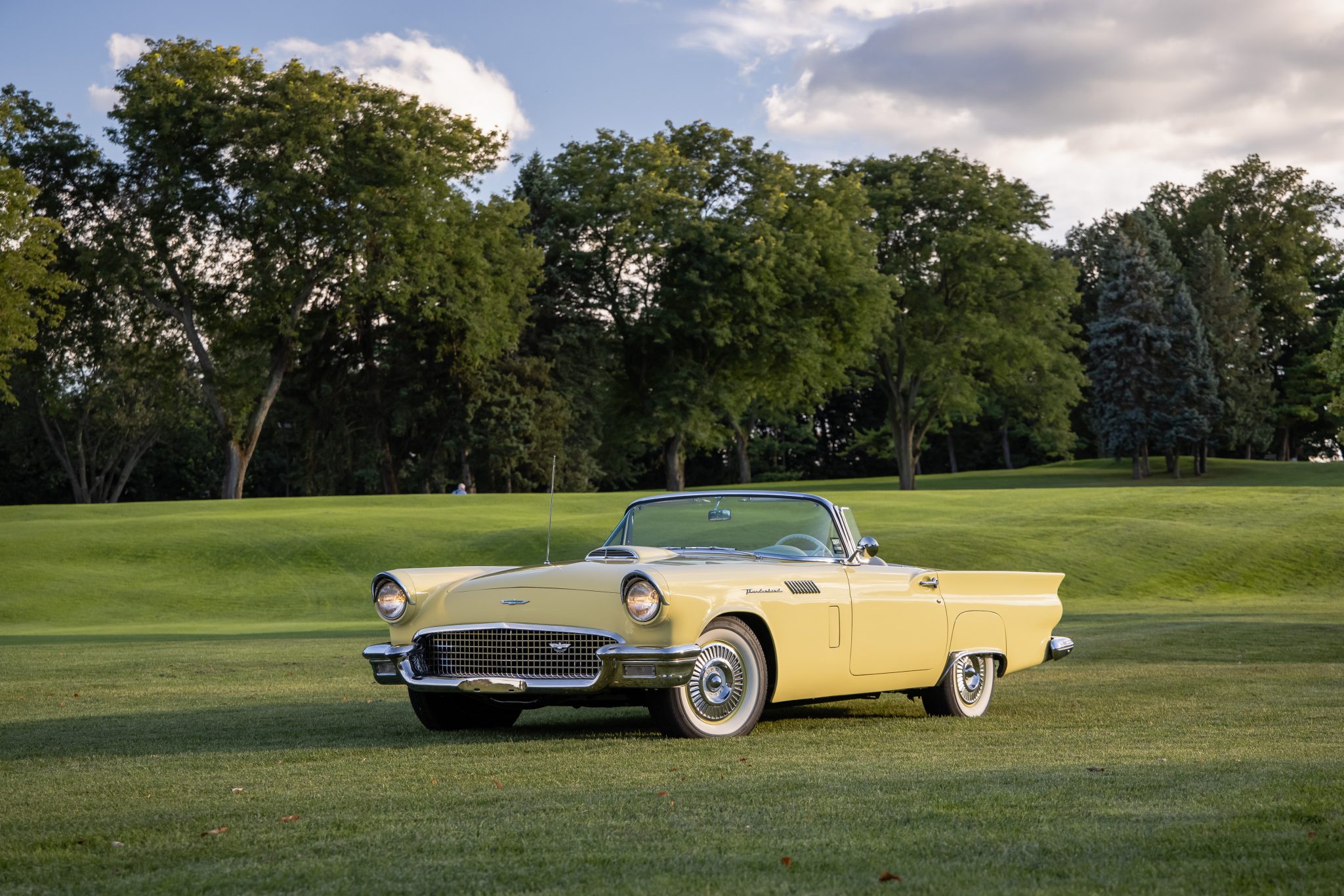 1957 Ford Thunderbird (1955-1957) 