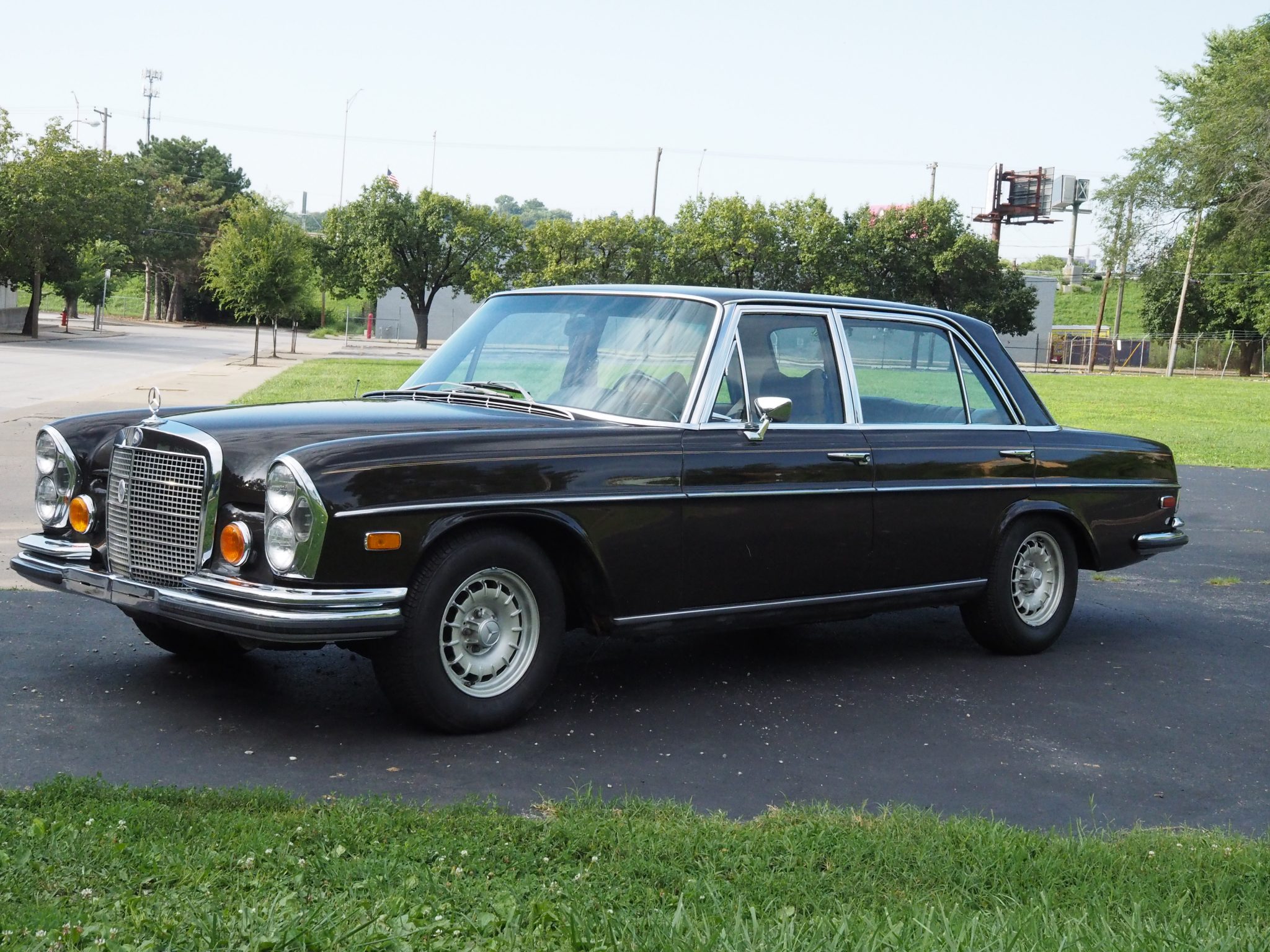 1970 Mercedes-Benz W108 & W109 