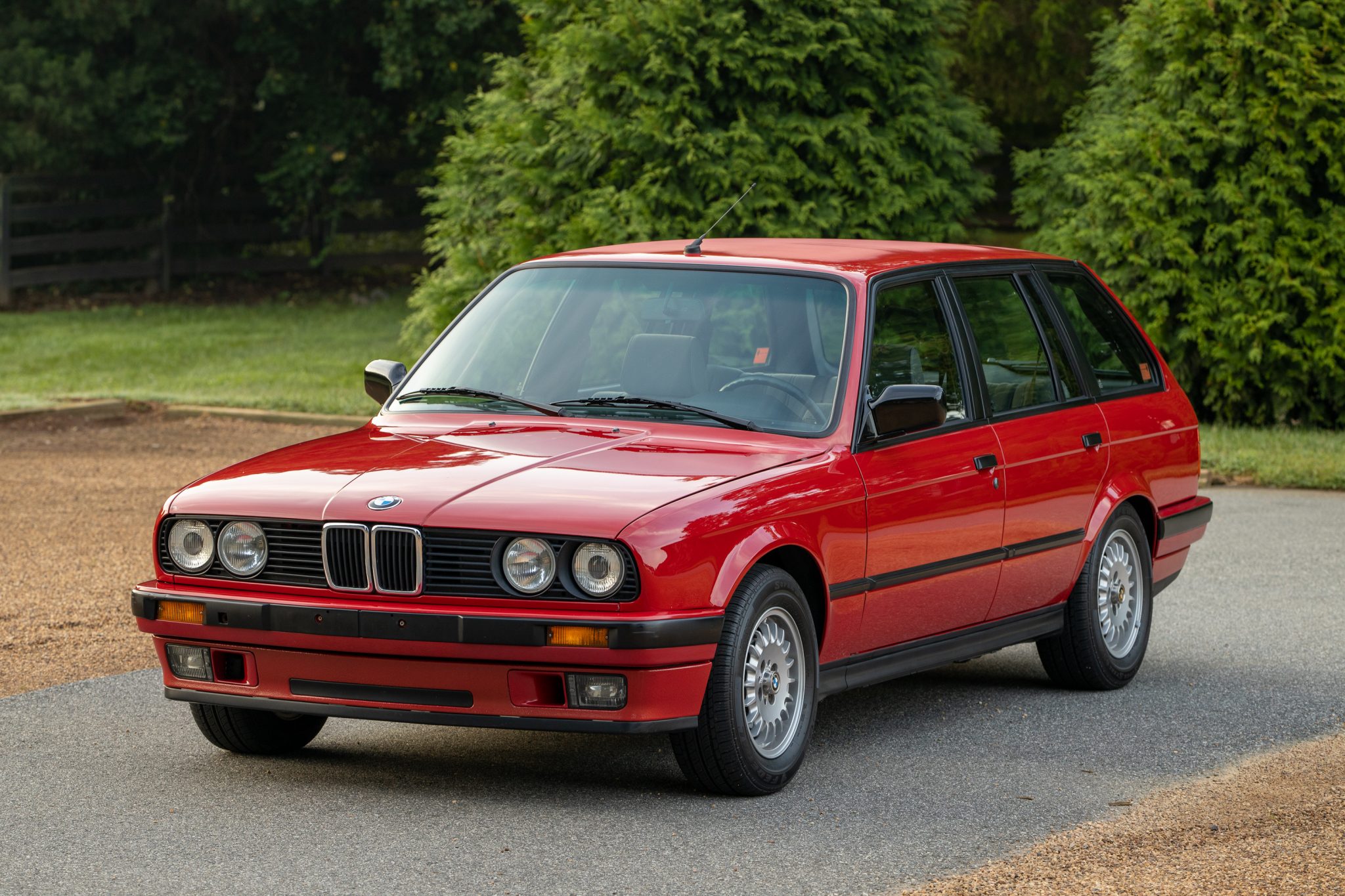 1988 BMW E30 3-Series Touring 