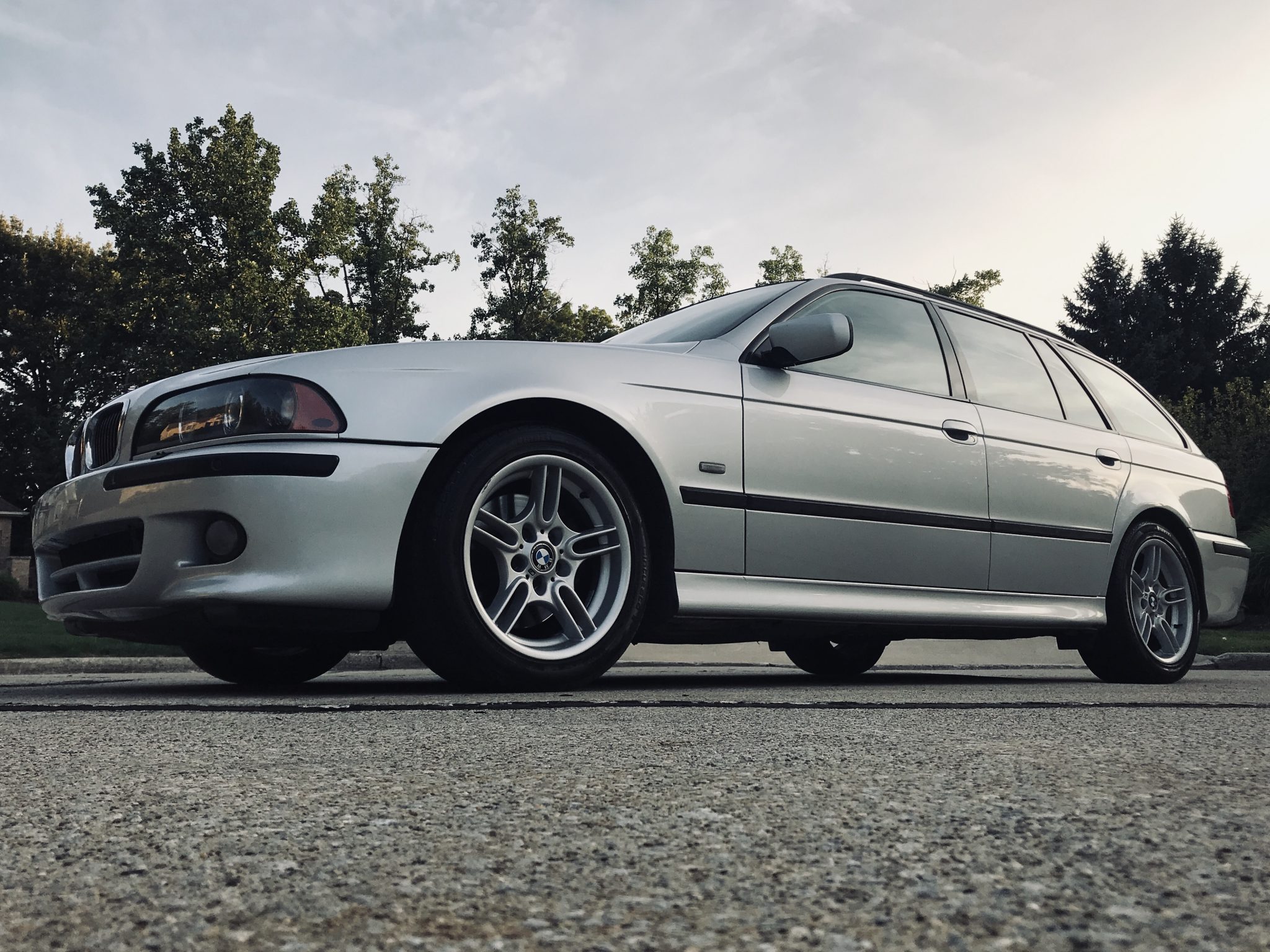 2003 BMW E39 5-Series 
