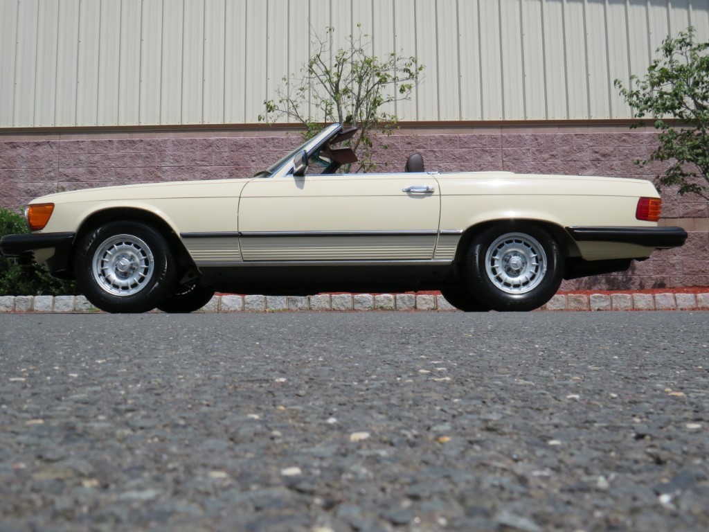 1985 Mercedes-Benz R107 SL 