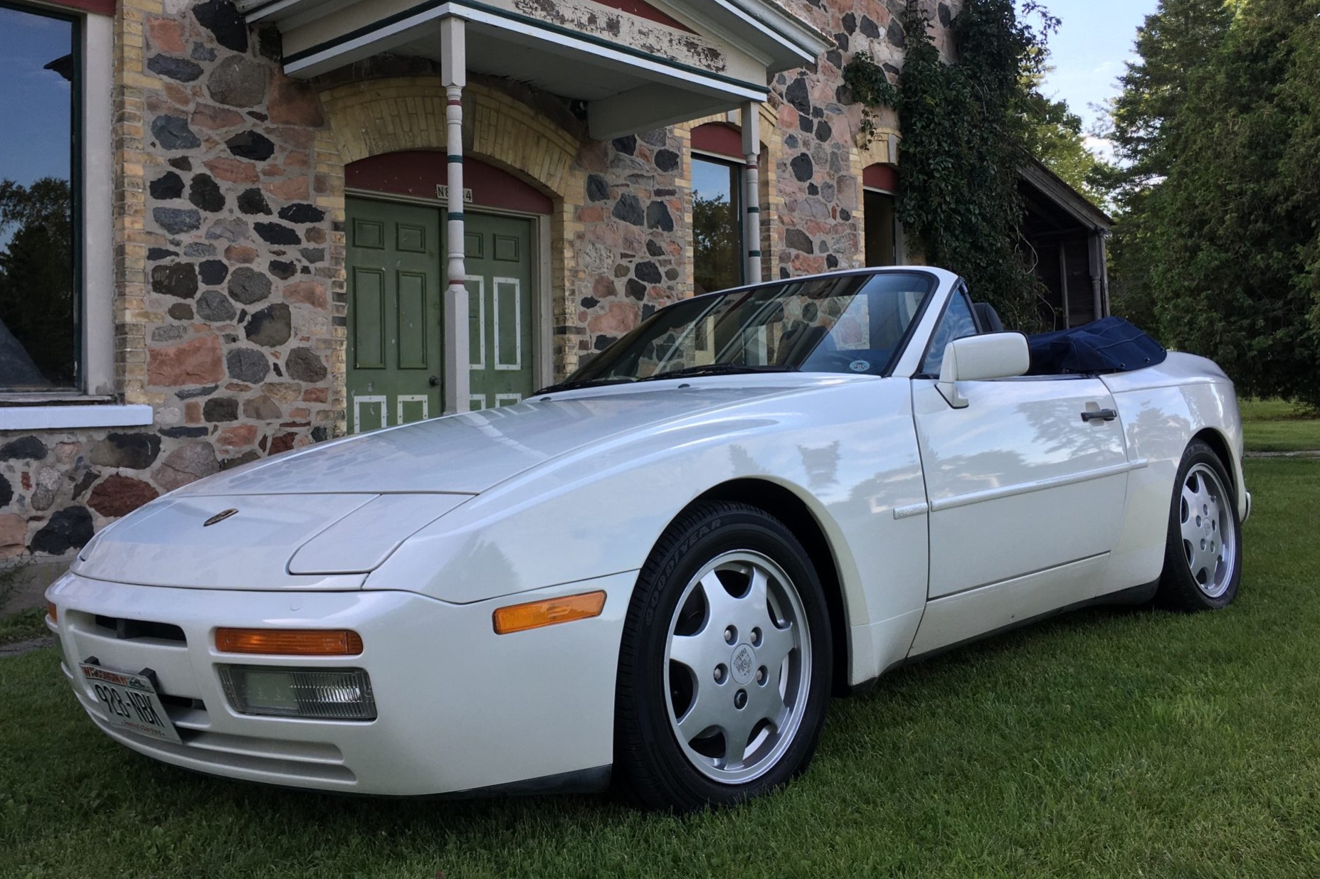 1990 Porsche 944 