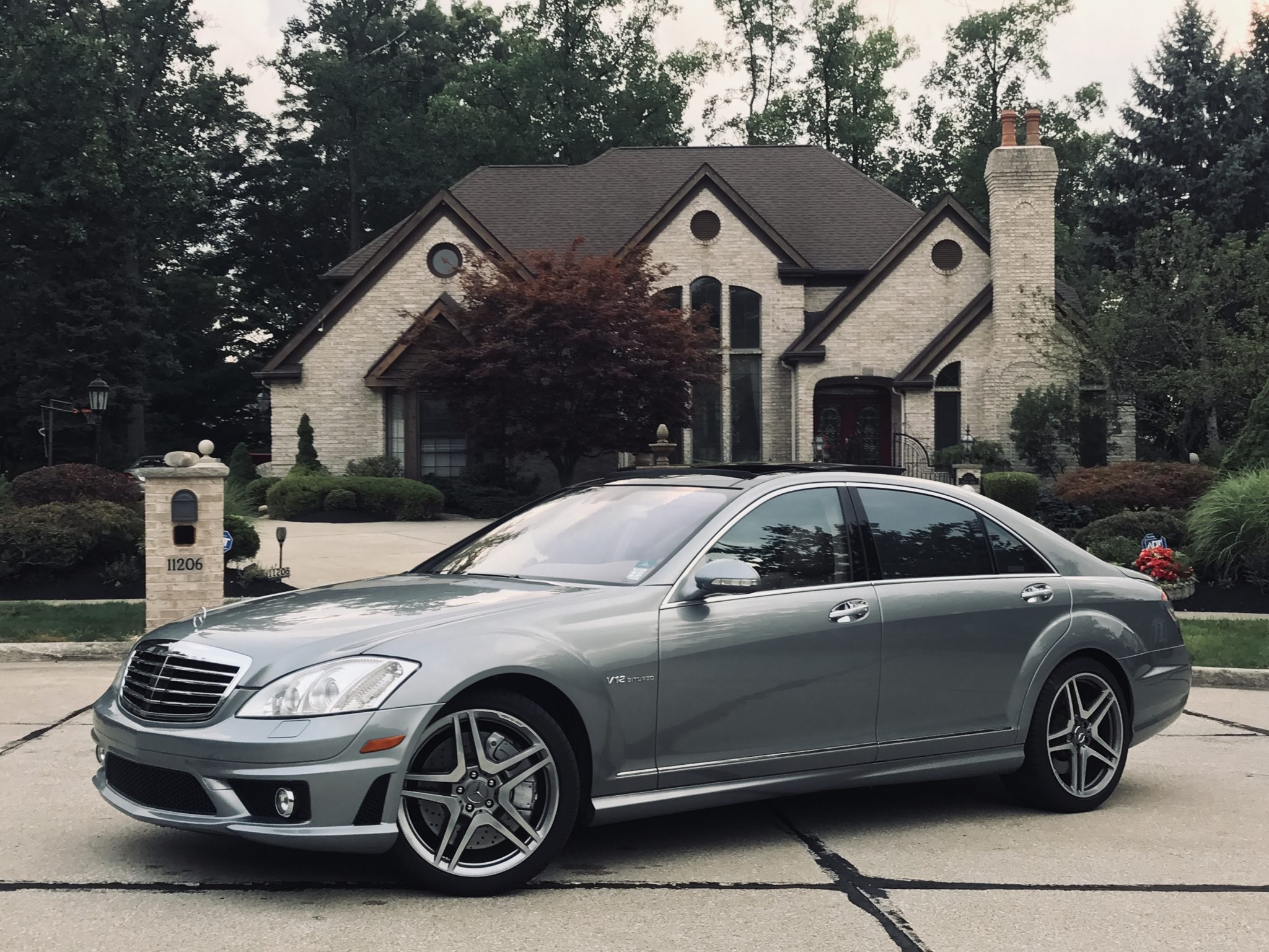 2009 Mercedes-Benz W221 S-Class 