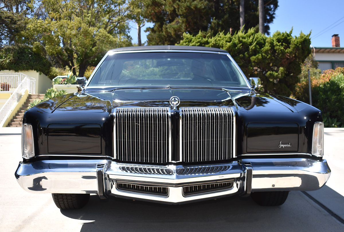 1975 Chrysler Imperial 