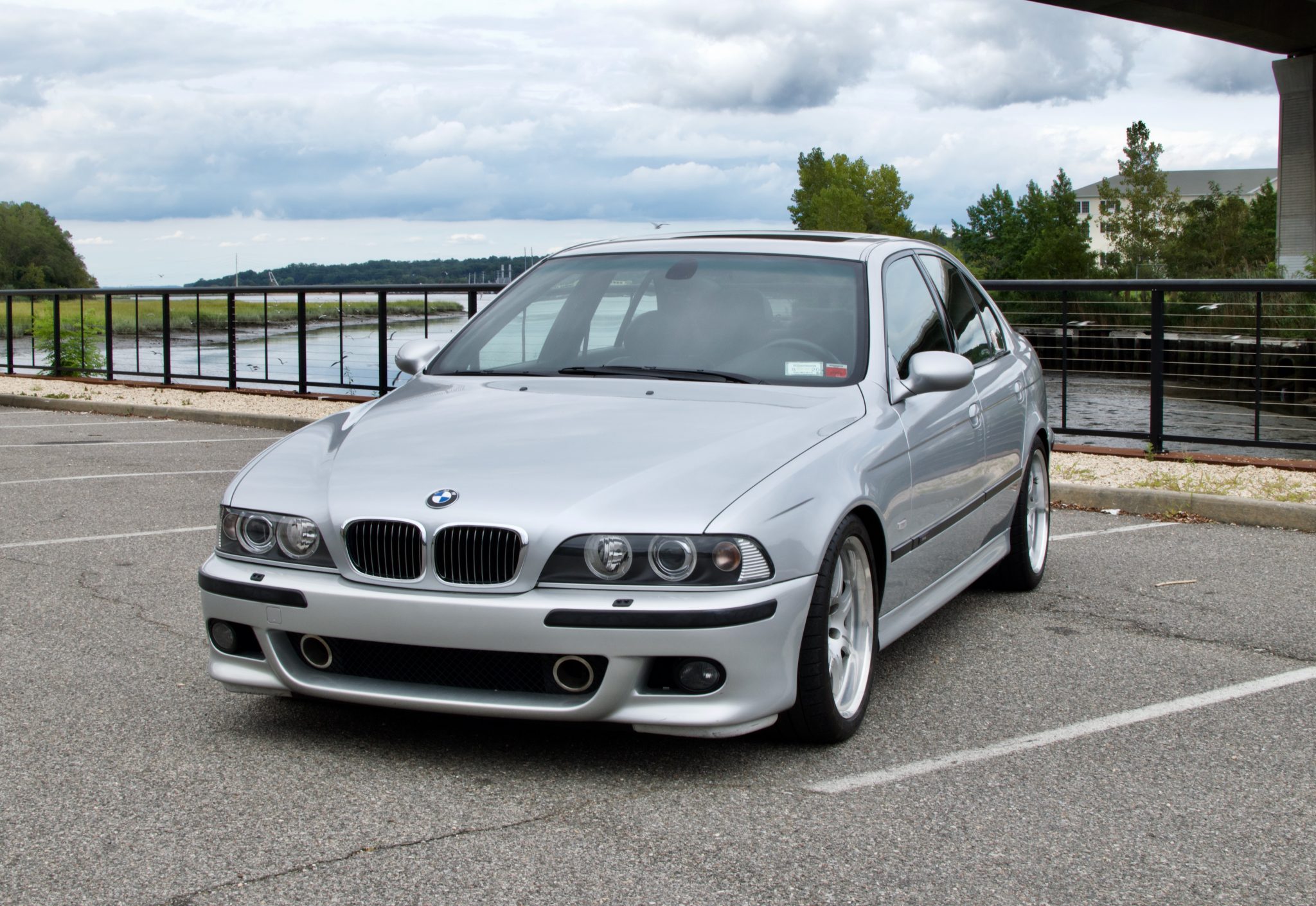 2000 BMW E39 M5 