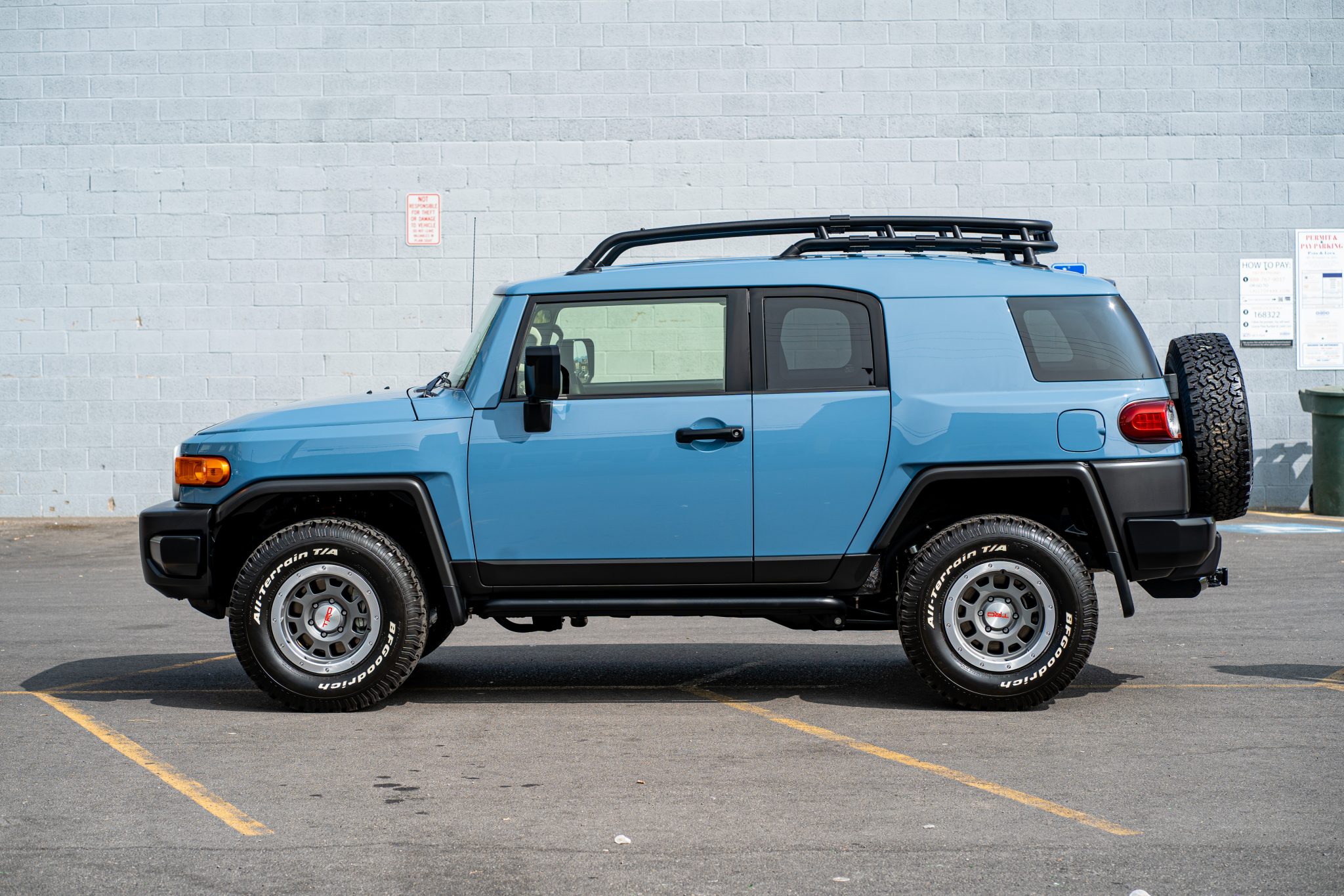 2014 Toyota FJ Cruiser 