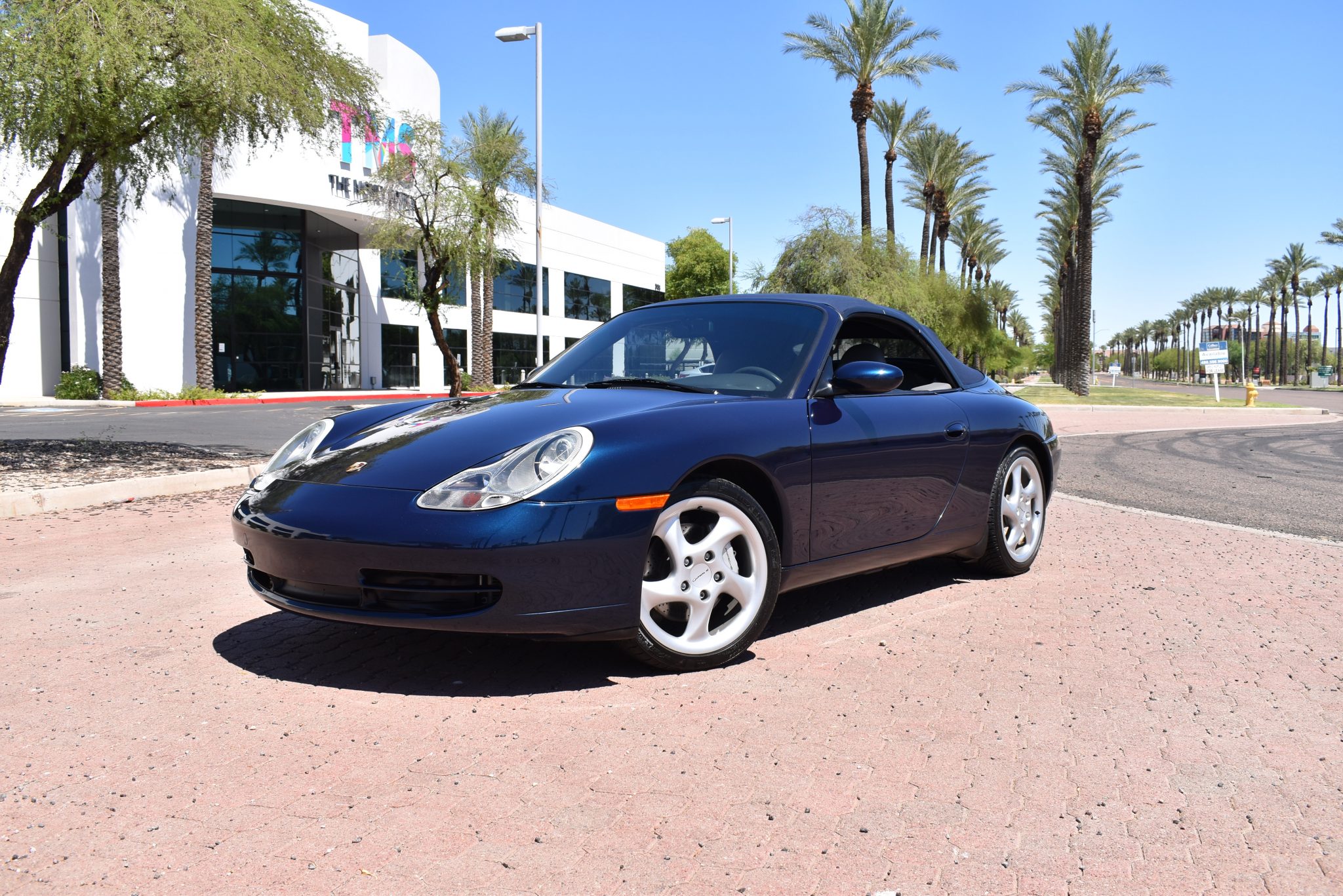 2000 Porsche 996 911 (Non-Turbo/GT2/GT3) 