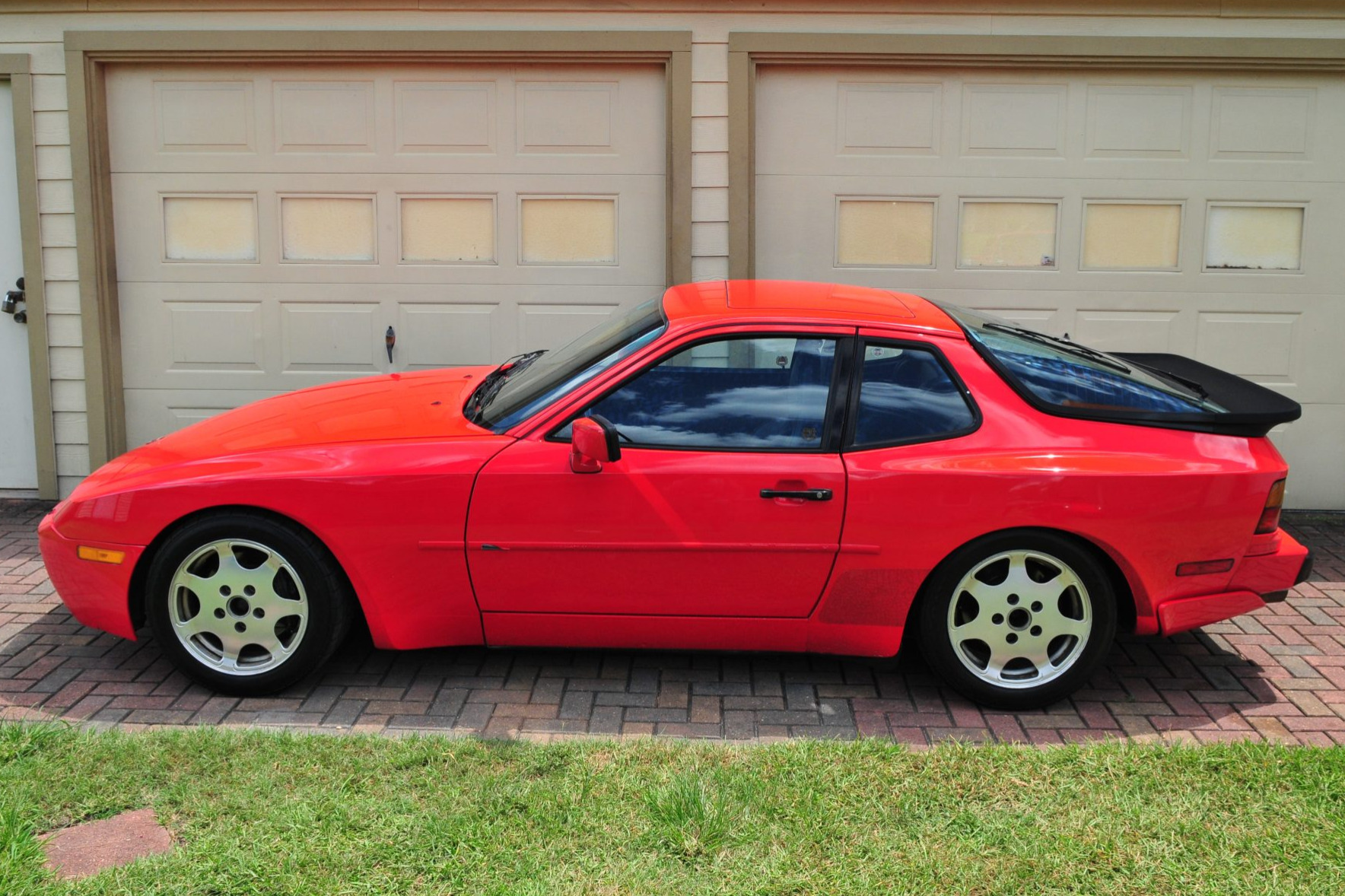 1988 Porsche 944 Turbo 