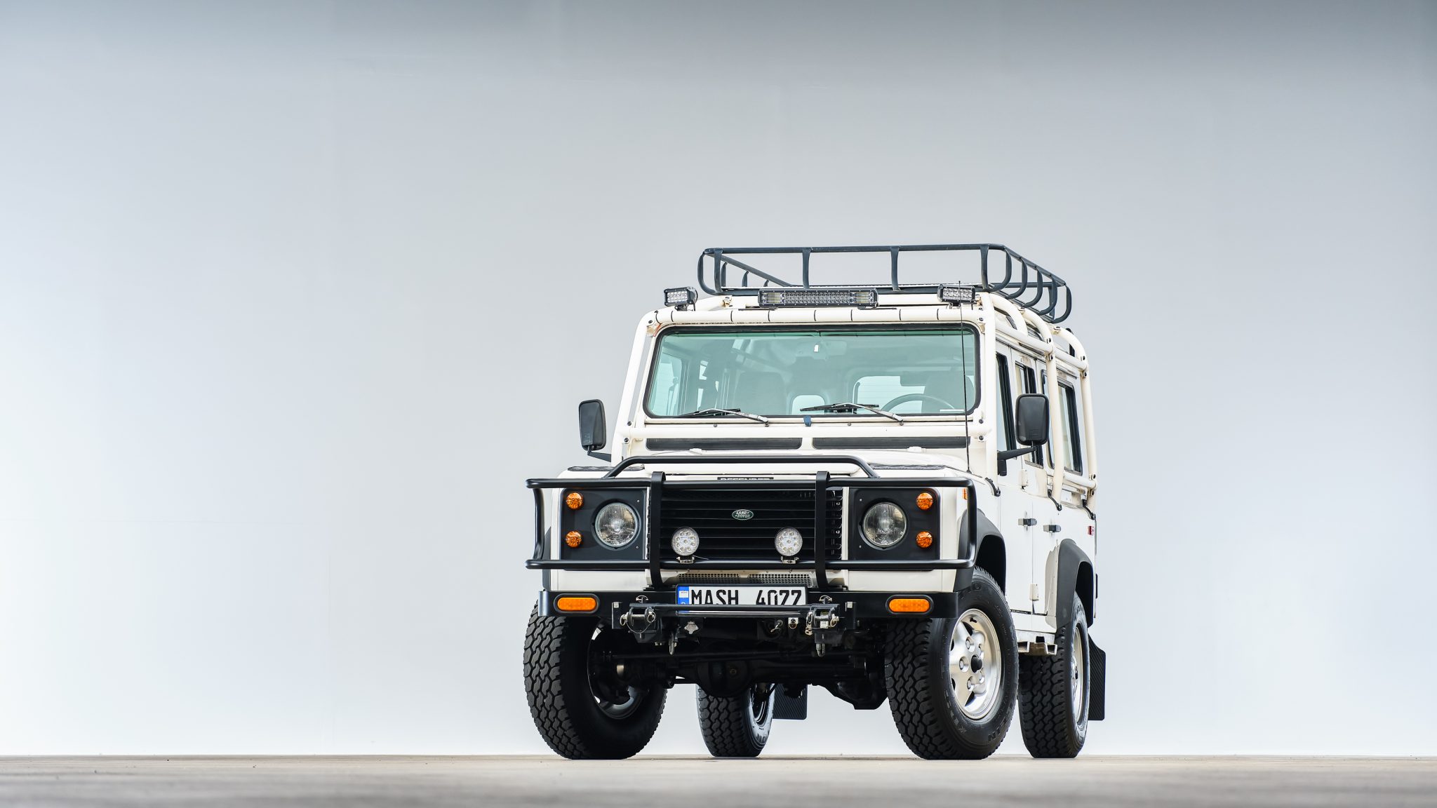 1993 Land Rover Defender 110 NAS 