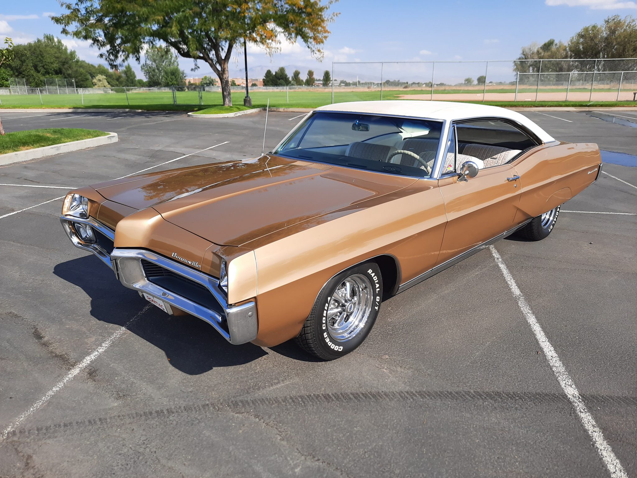1967 Pontiac Bonneville 