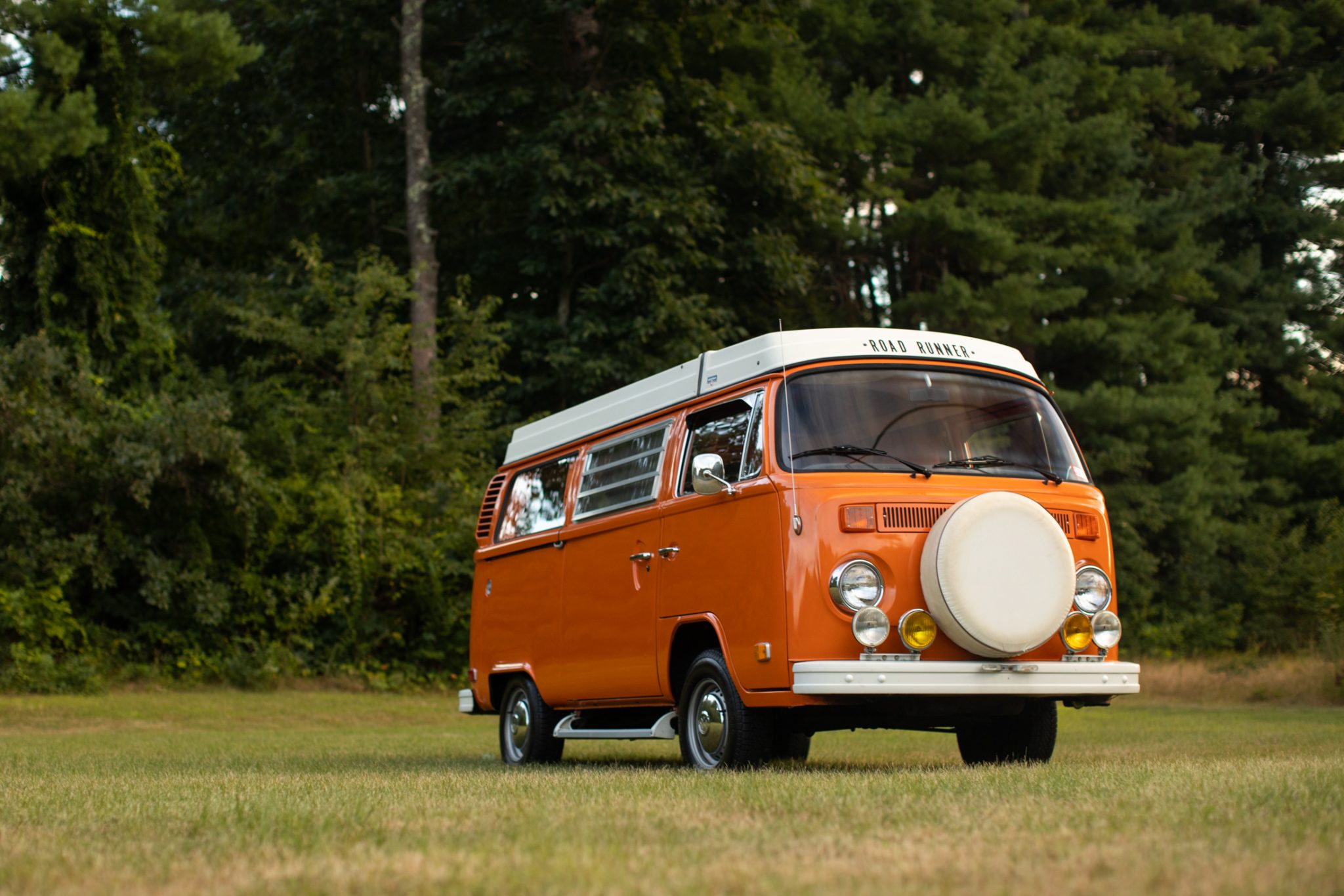 1975 Volkswagen Bay-Window Camper 